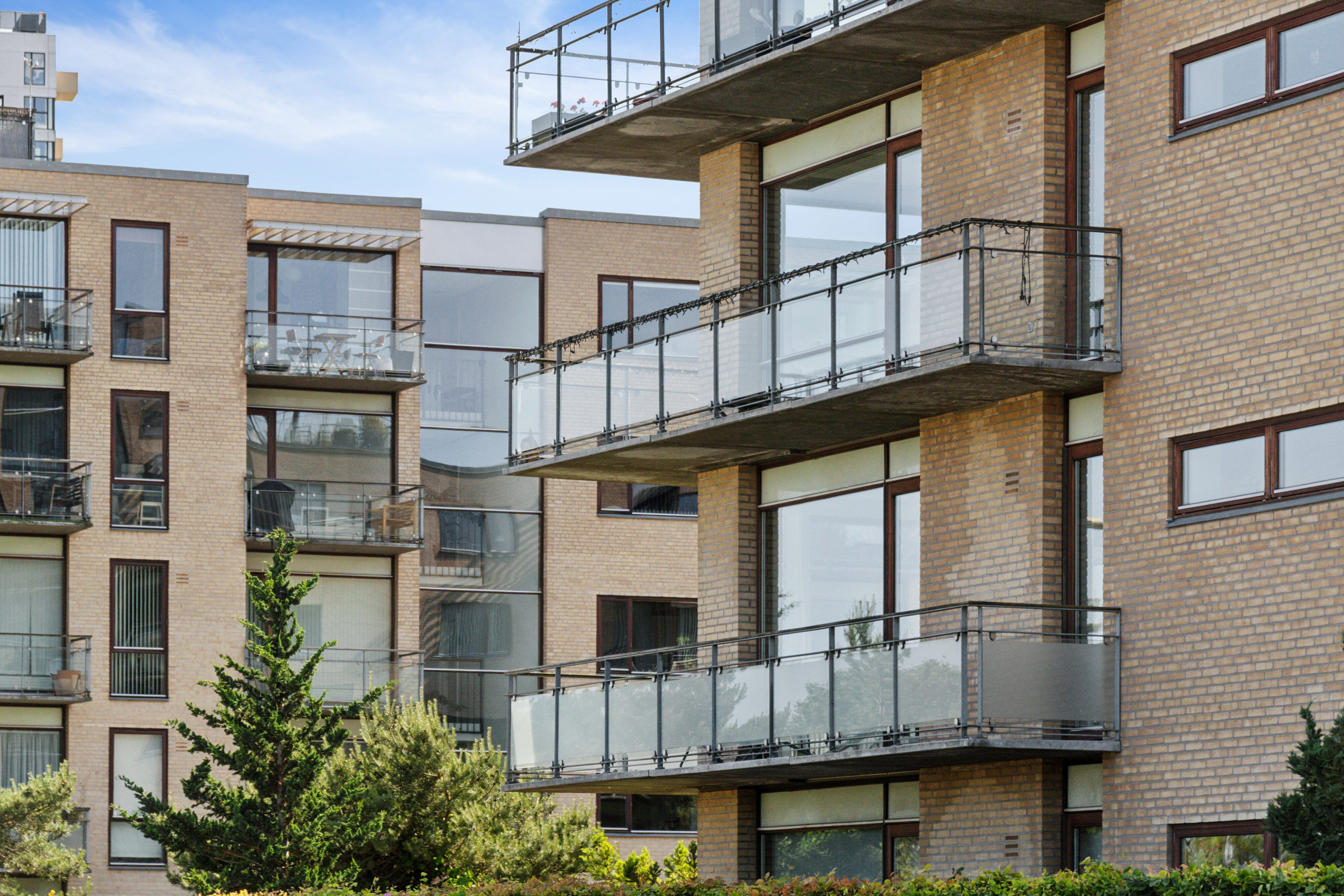 Fremhævet udendørs billede i fuldskærmstilstand. Billede af Øresund Parkvej 5, 1. th., 2300 København S