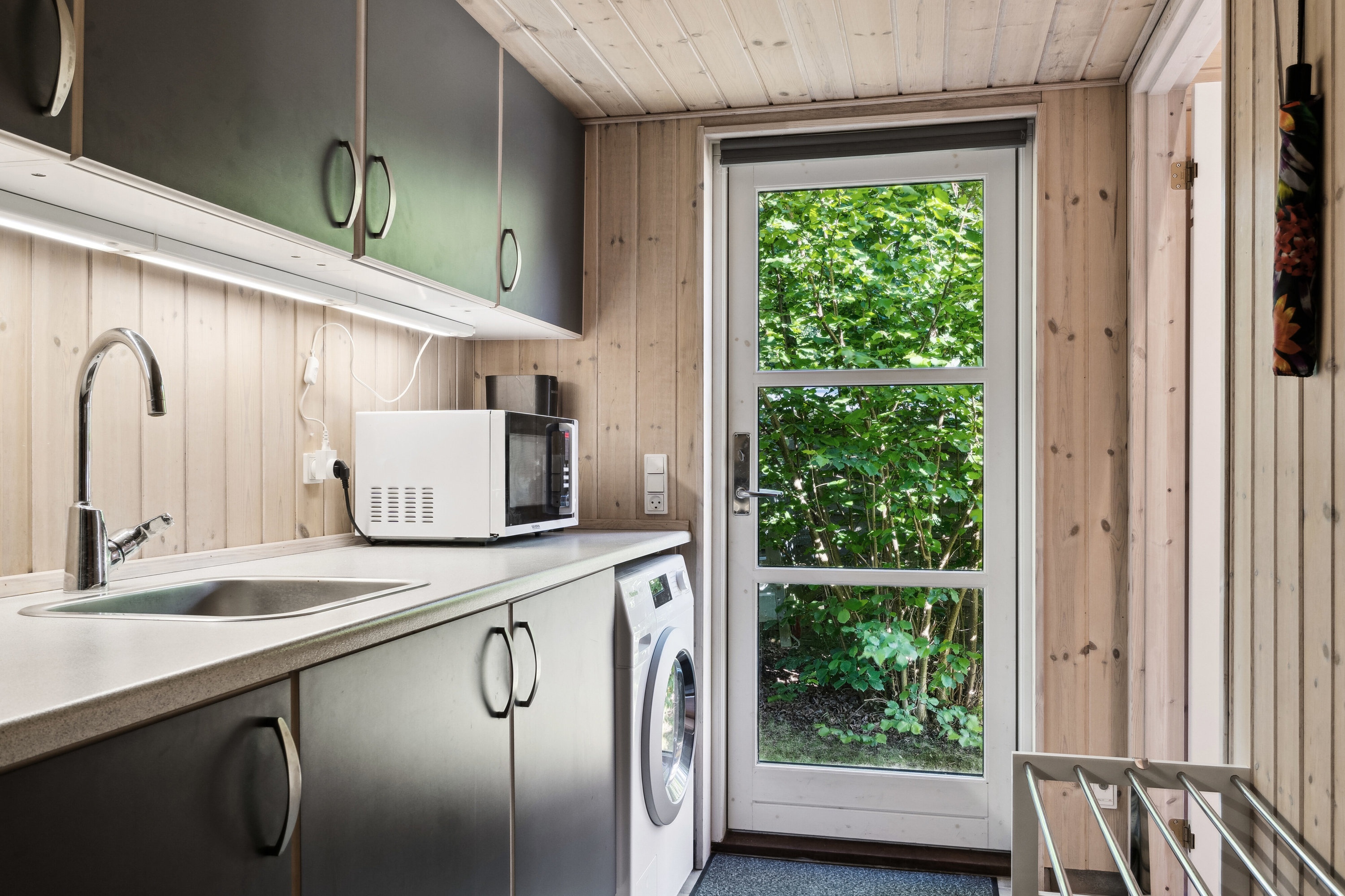 Fremhævet køkken billede i fuldskærmstilstand. Billede af Skovgyden 3, Gudmindrup Lyng, 4573 Højby