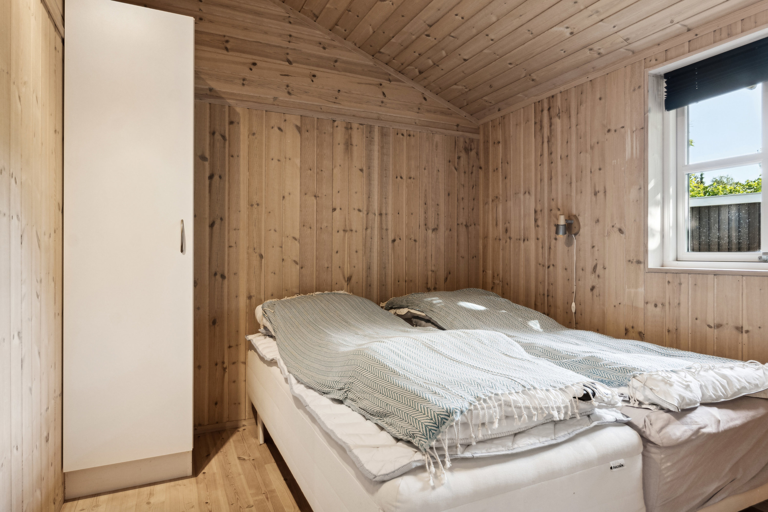 Fremhævet soveværelse billede i fuldskærmstilstand. Billede af Skovgyden 3, Gudmindrup Lyng, 4573 Højby