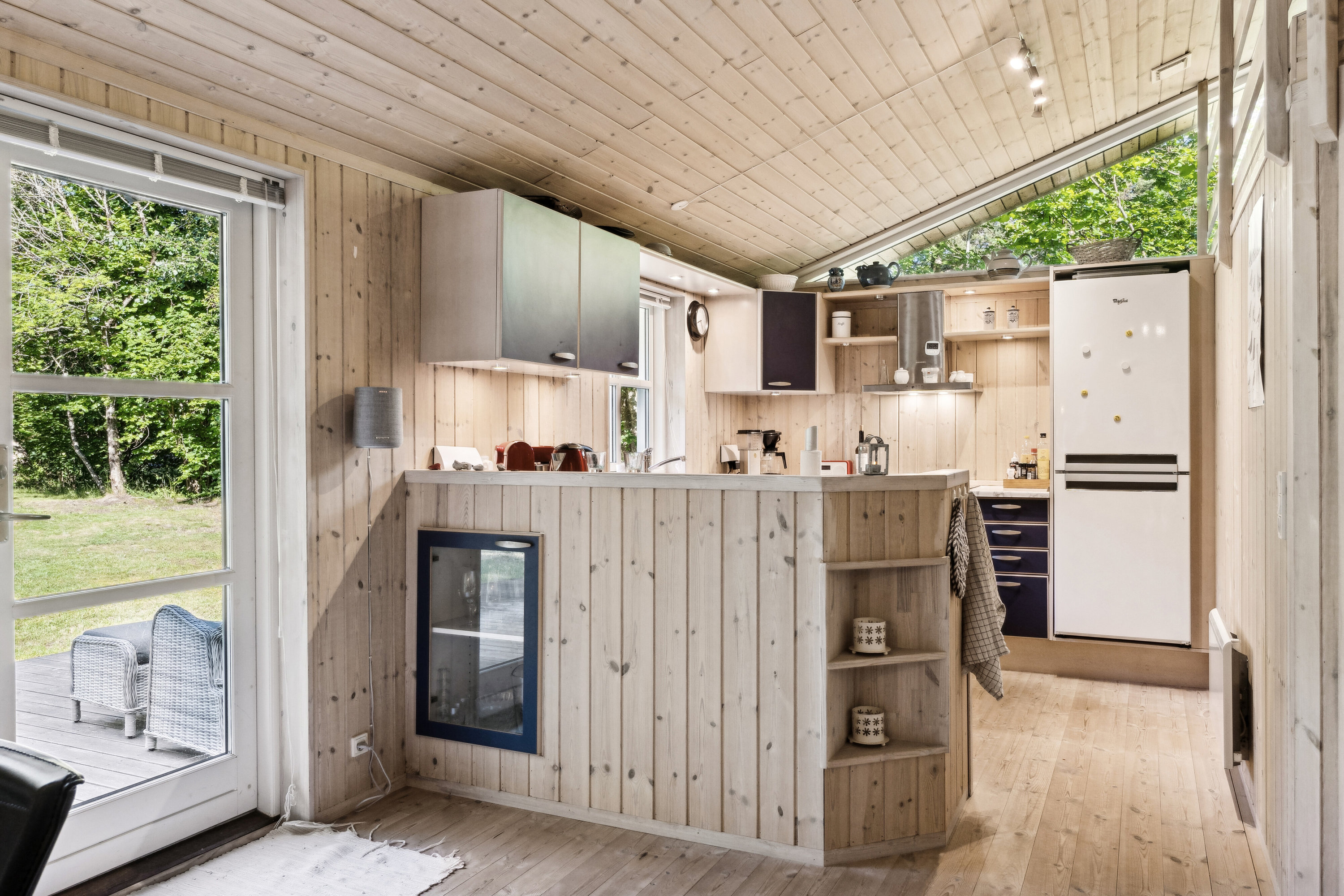 Fremhævet stue billede i fuldskærmstilstand. Billede af Skovgyden 3, Gudmindrup Lyng, 4573 Højby