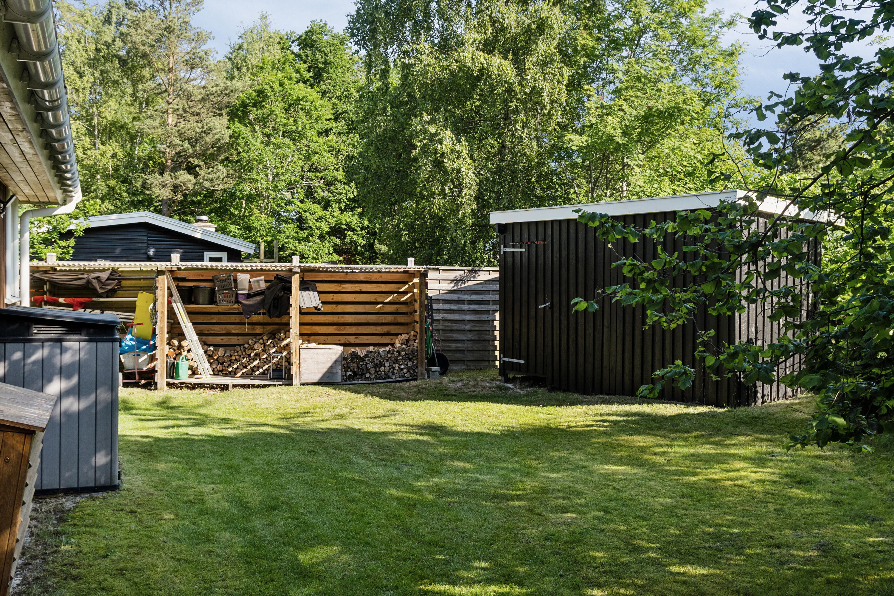 Fremhævet udendørs billede i fuldskærmstilstand. Billede af Skovgyden 3, Gudmindrup Lyng, 4573 Højby