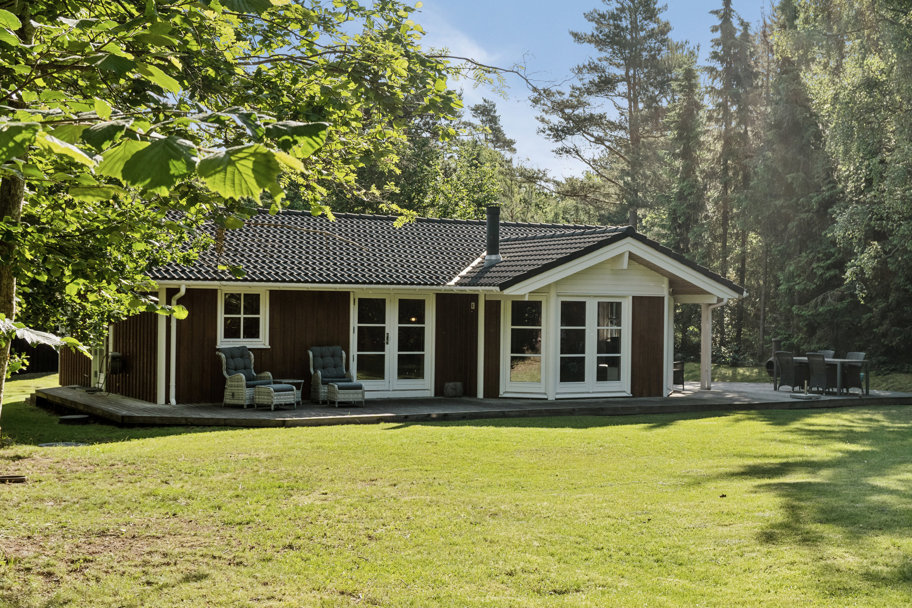 Miniaturebillede 2: set fra haven. Billede af Skovgyden 3, Gudmindrup Lyng, 4573 Højby