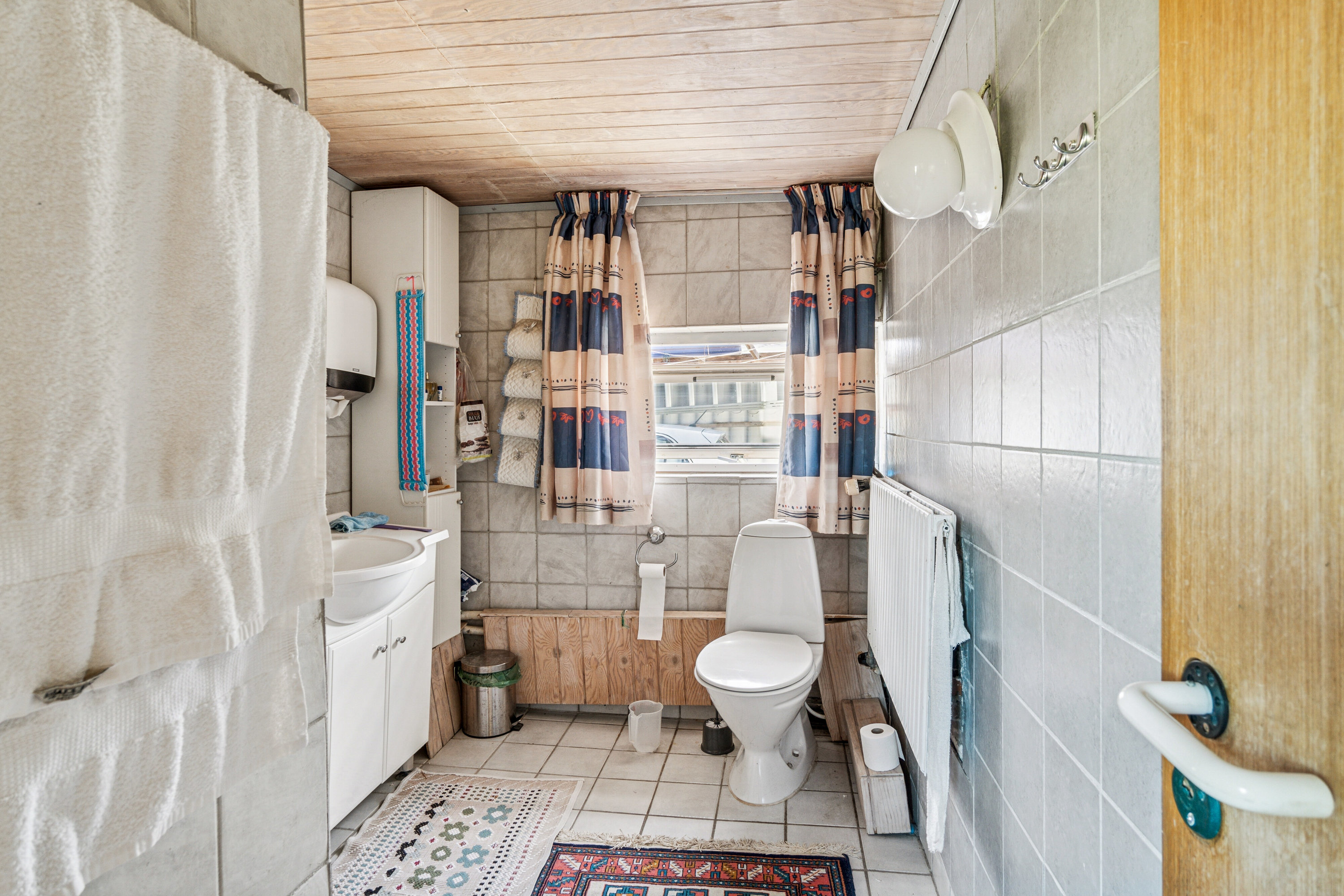 Fremhævet badeværelse billede i fuldskærmstilstand. Billede af Pilegårdsvej 12, Skovsø, 4200 Slagelse