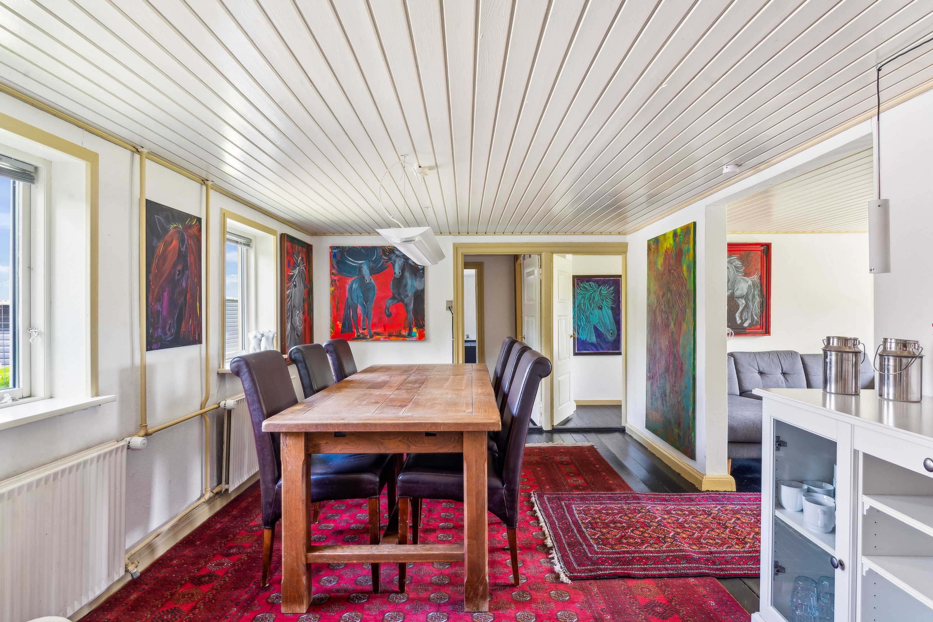 Fremhævet stue billede i fuldskærmstilstand. Billede af Skovbovej 52, Krogen, 9500 Hobro