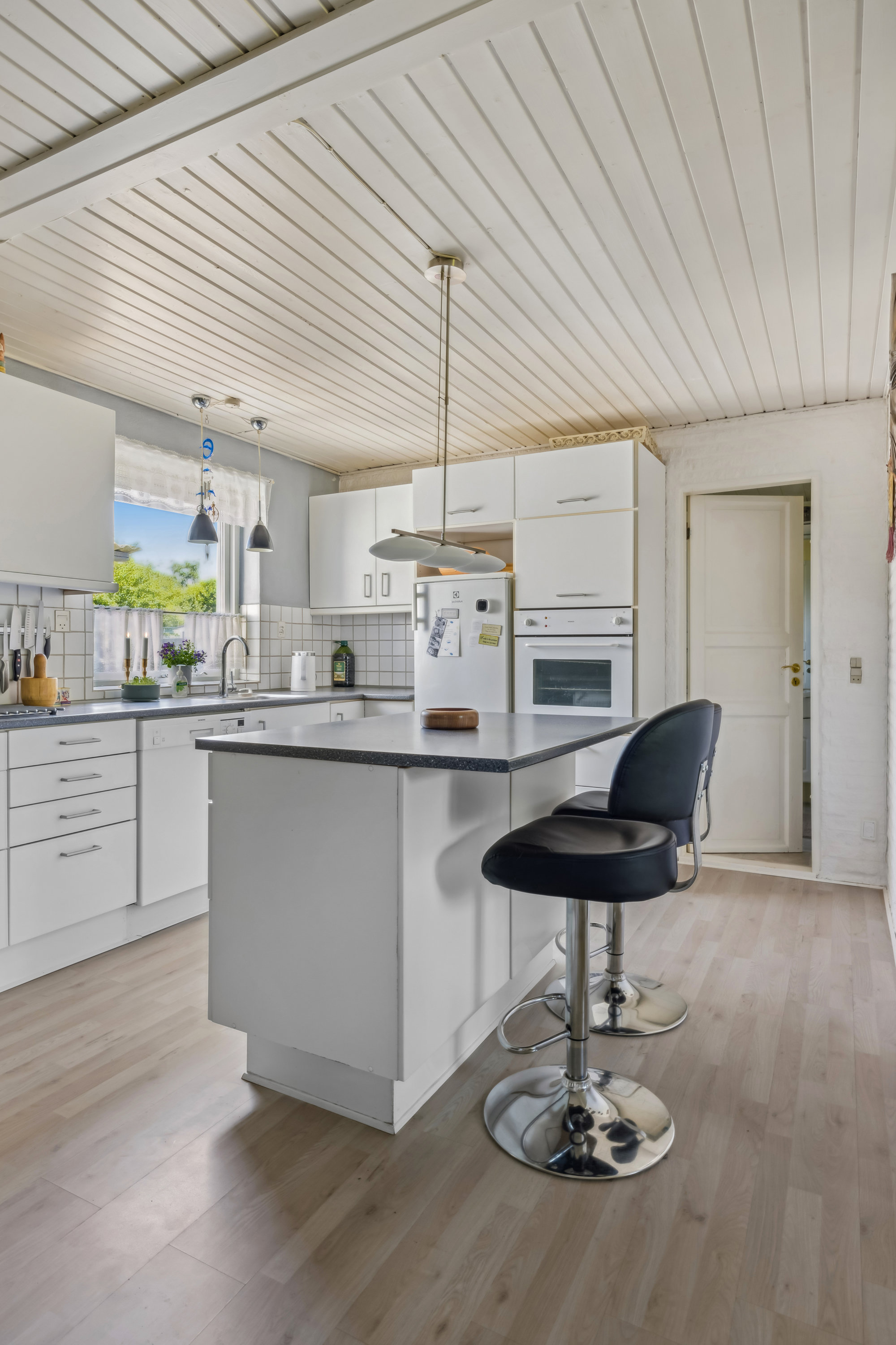 Fremhævet køkken billede i fuldskærmstilstand. Billede af Stokkebro 45, Gjerrild, 8500 Grenaa