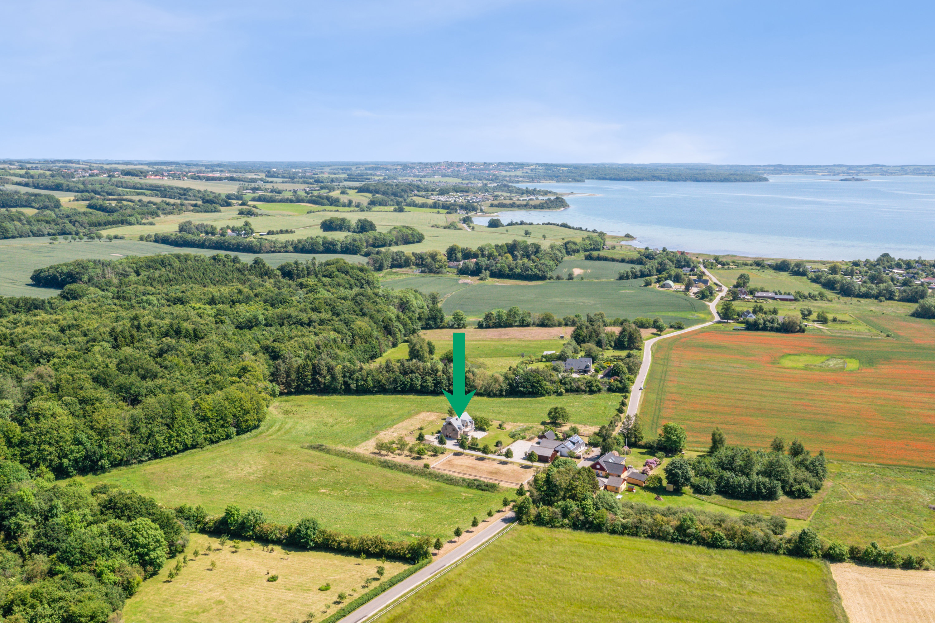Fremhævet luftfoto billede i fuldskærmstilstand. Billede af Kaløvej 61, Eskerod, 8543 Hornslet