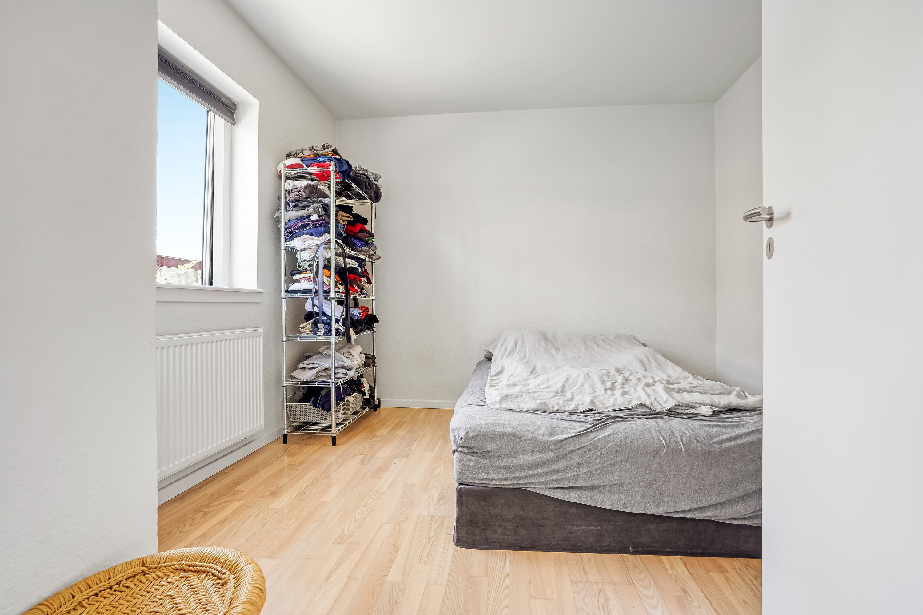 Fremhævet værelse billede i fuldskærmstilstand. Billede af Ørstedsgade 9, 1. 1., 5000 Odense C