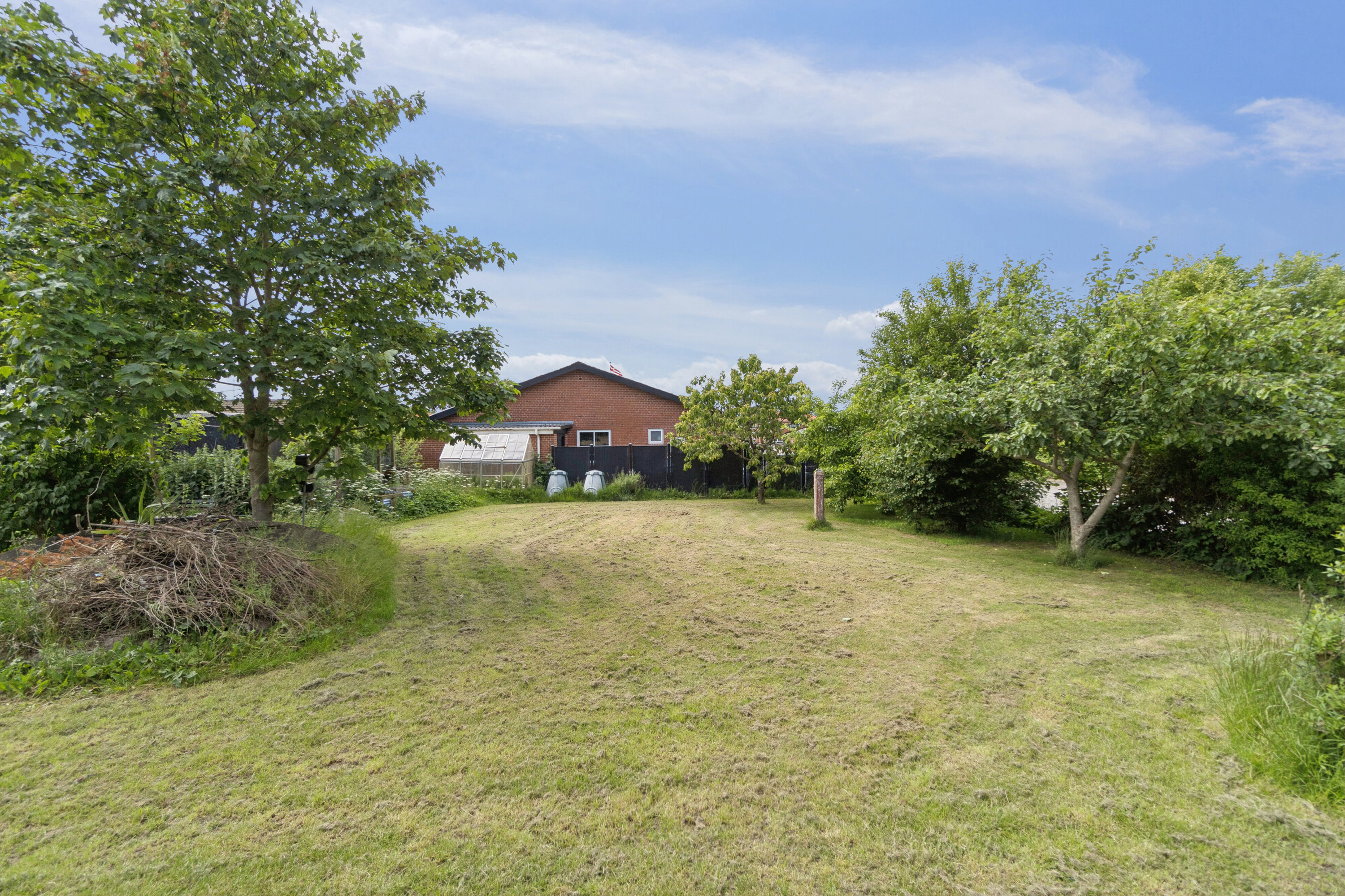 Fremhævet set fra haven billede i fuldskærmstilstand. Billede af Æblevej 8, 7741 Frøstrup