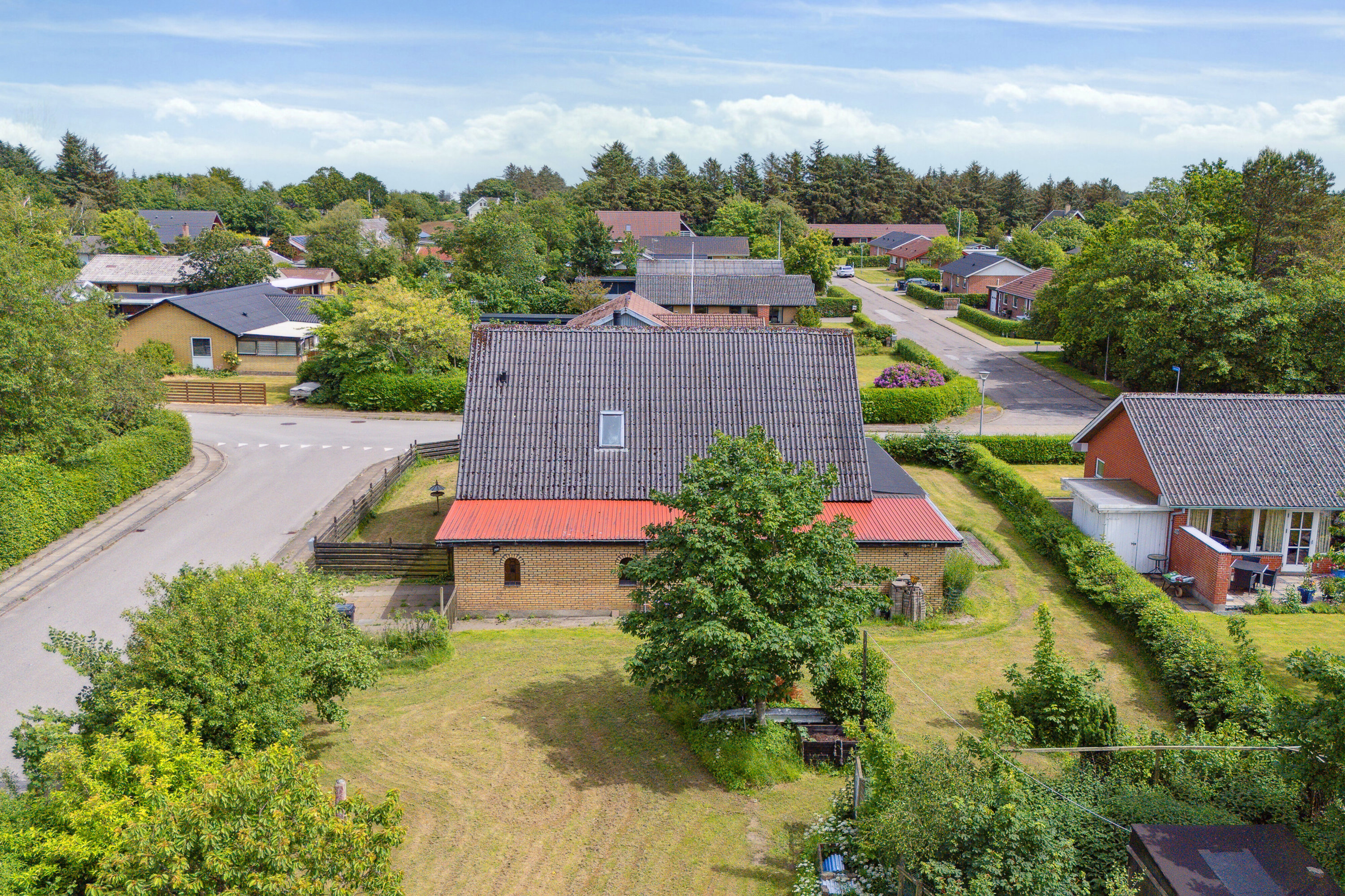 Fremhævet udsigt fra toppen billede i fuldskærmstilstand. Billede af Æblevej 8, 7741 Frøstrup