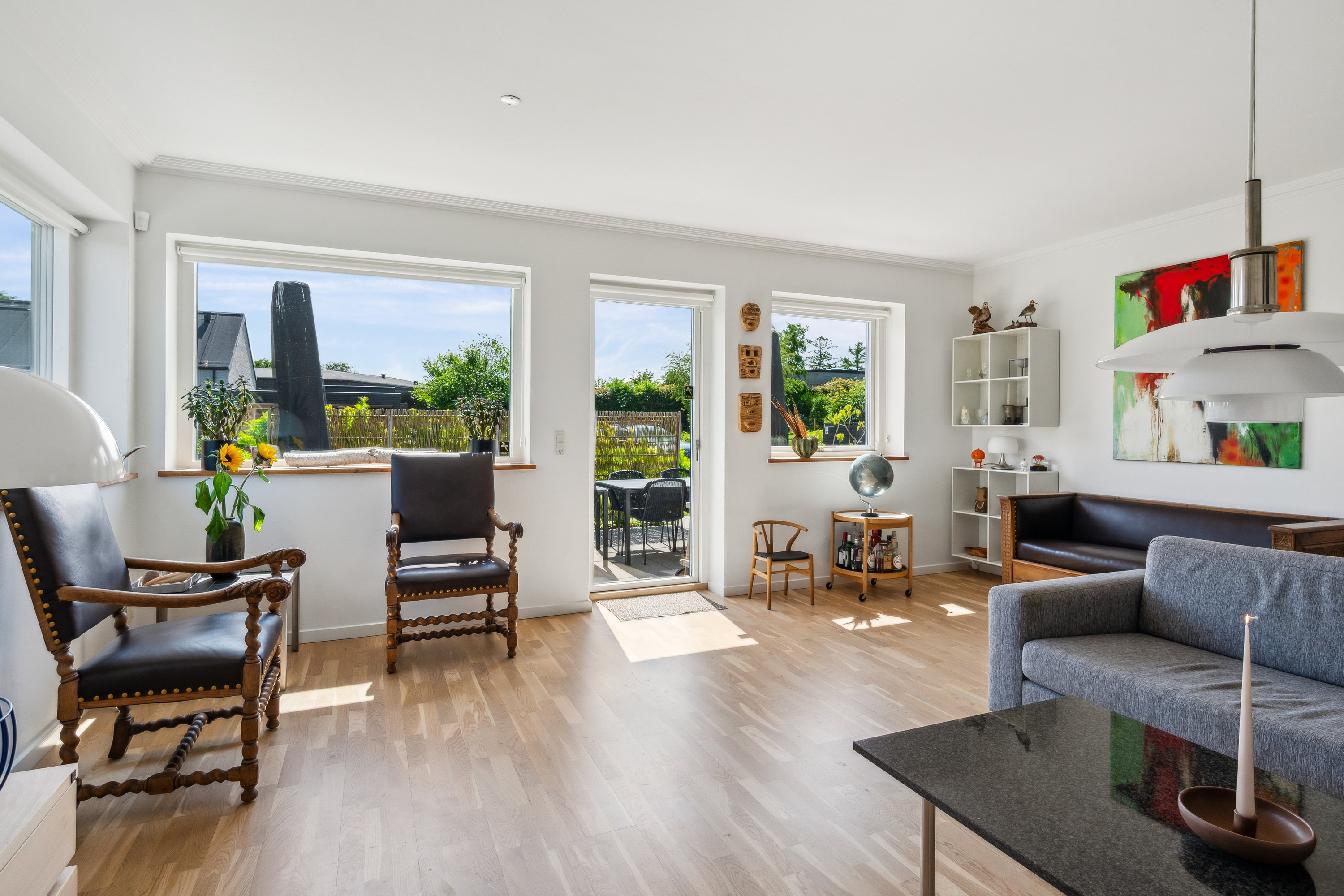 Fremhævet stue billede i fuldskærmstilstand. Billede af Perikumvej 10, 8250 Egå