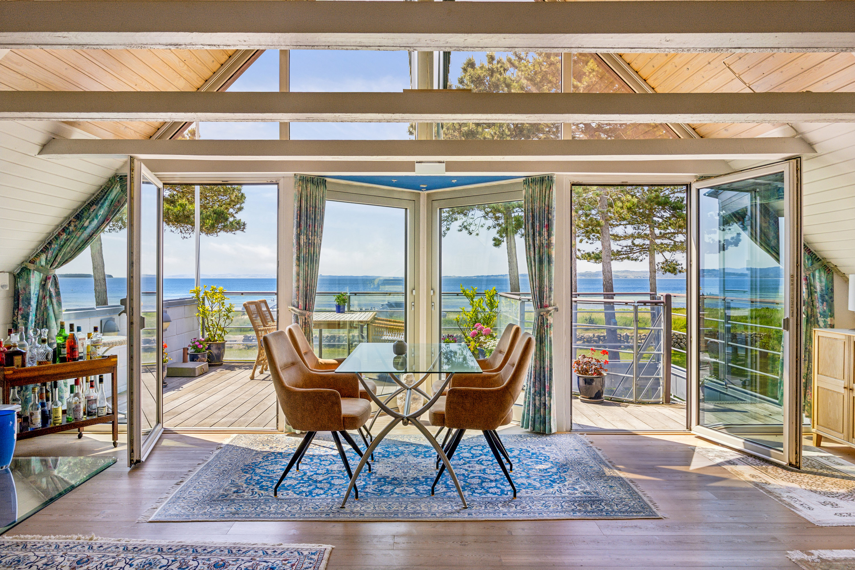 Fremhævet stue billede i fuldskærmstilstand. Billede af Mimosavej 19B, Egsmark, 8400 Ebeltoft