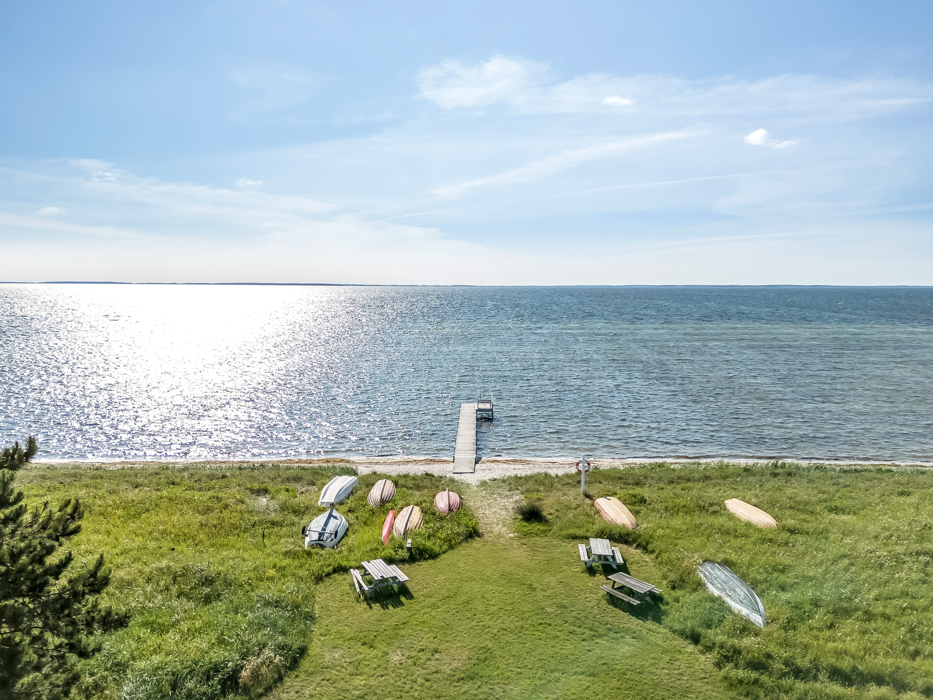 Fremhævet luftfoto billede i fuldskærmstilstand. Billede af Lyngvej 12, 4945 Femø