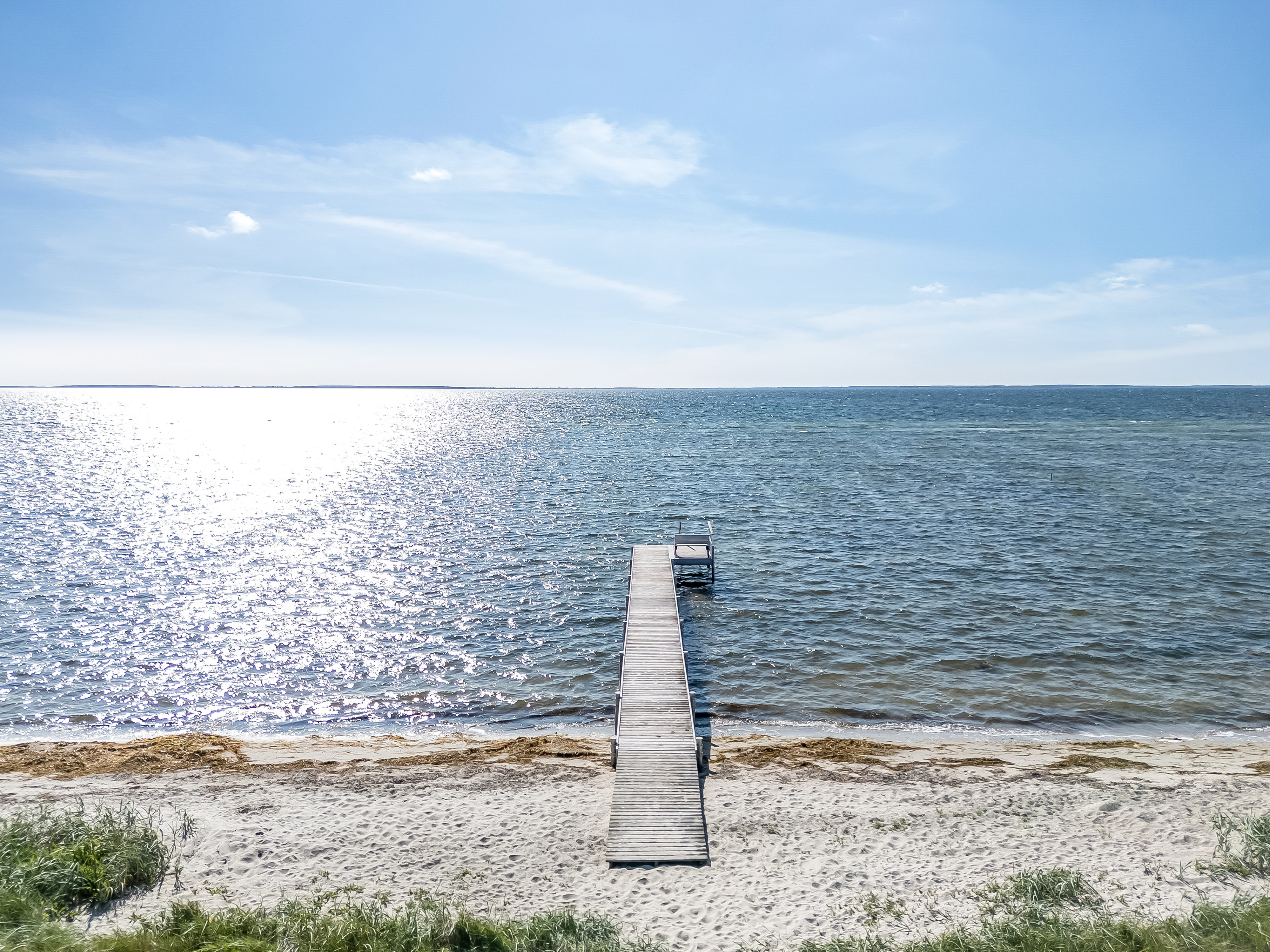 Fremhævet badebro billede i fuldskærmstilstand. Billede af Lyngvej 12, 4945 Femø