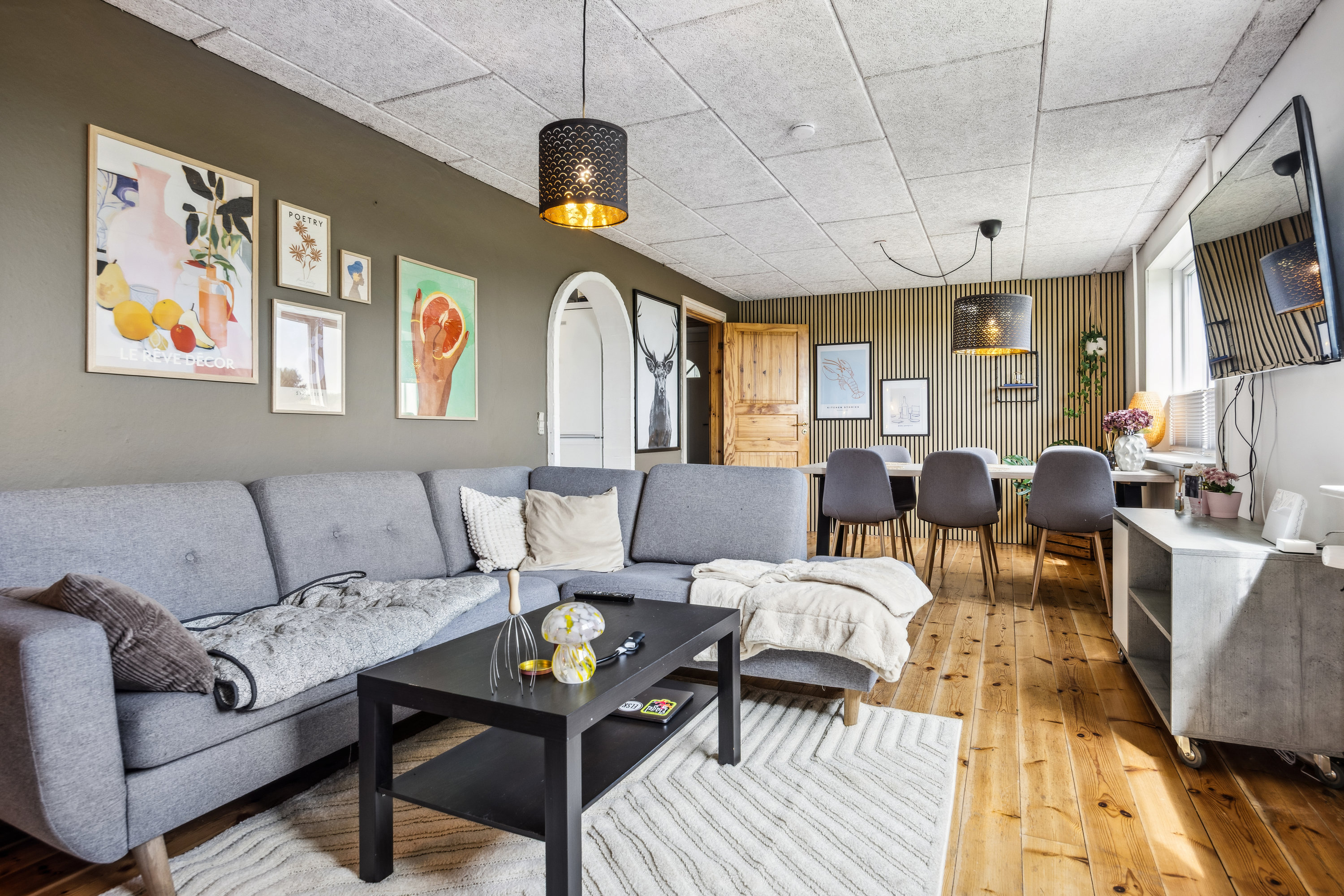 Miniaturebillede 2: stue. Billede af Nr Økse Engvej 30, Arentsminde, 9460 Brovst