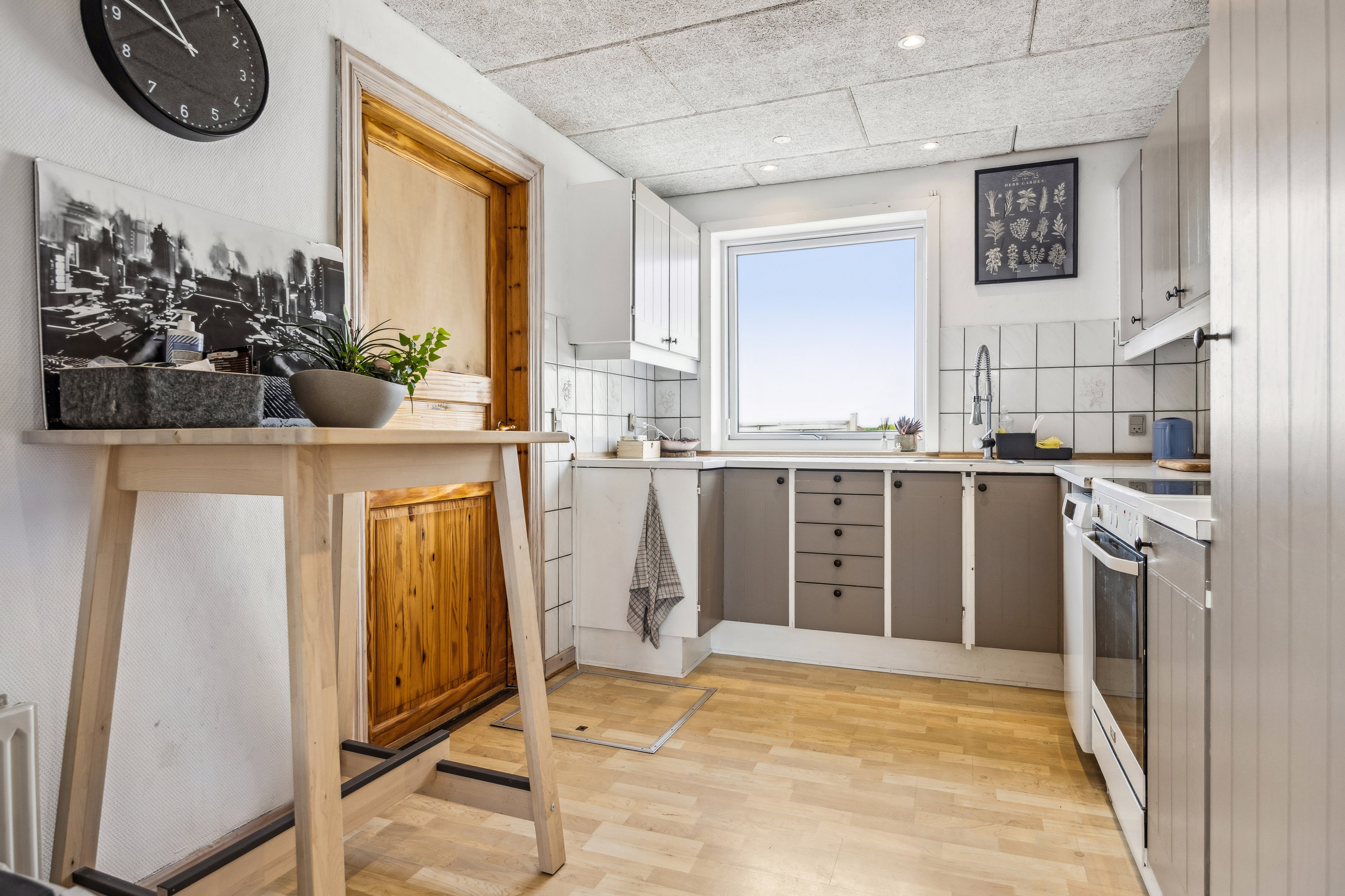 Fremhævet køkken billede i fuldskærmstilstand. Billede af Nr Økse Engvej 30, Arentsminde, 9460 Brovst