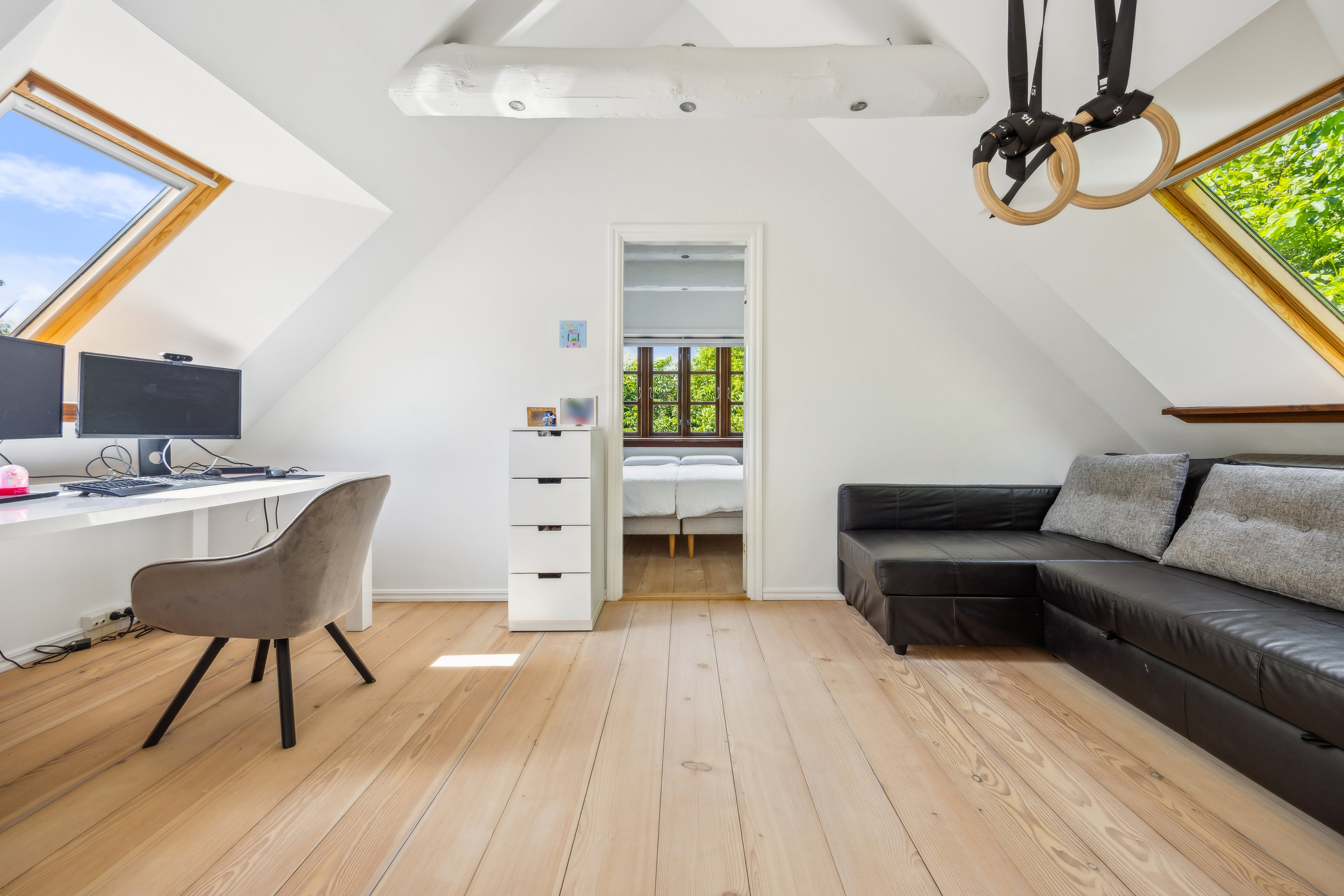 Fremhævet værelse billede i fuldskærmstilstand. Billede af Solsortvej 11, Frydendal , 9000 Aalborg