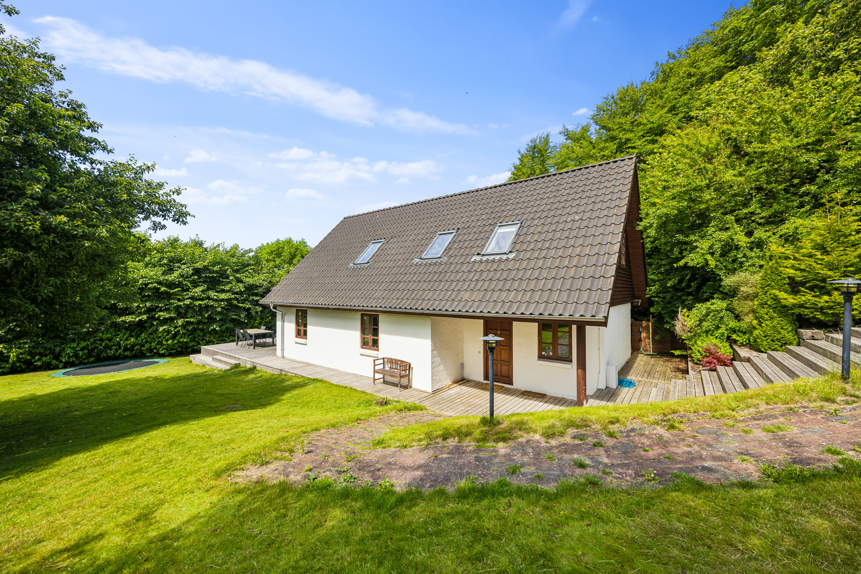 Fremhævet ejendom 1 billede i fuldskærmstilstand. Billede af Solsortvej 11, Frydendal , 9000 Aalborg