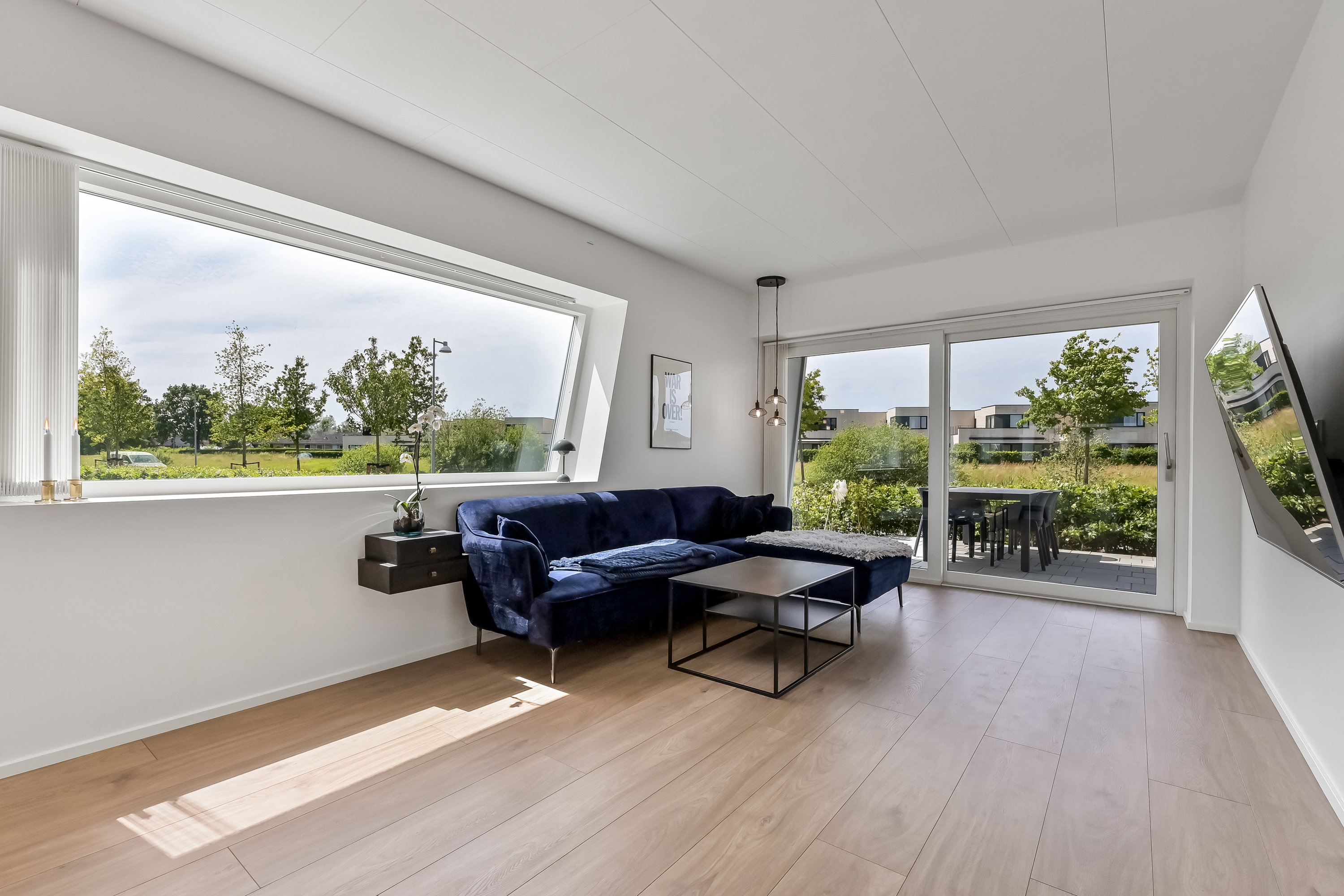 Fremhævet stue billede i fuldskærmstilstand. Billede af Fuglsang Holm 7, st.. tv., Tjørring, 7400 Herning