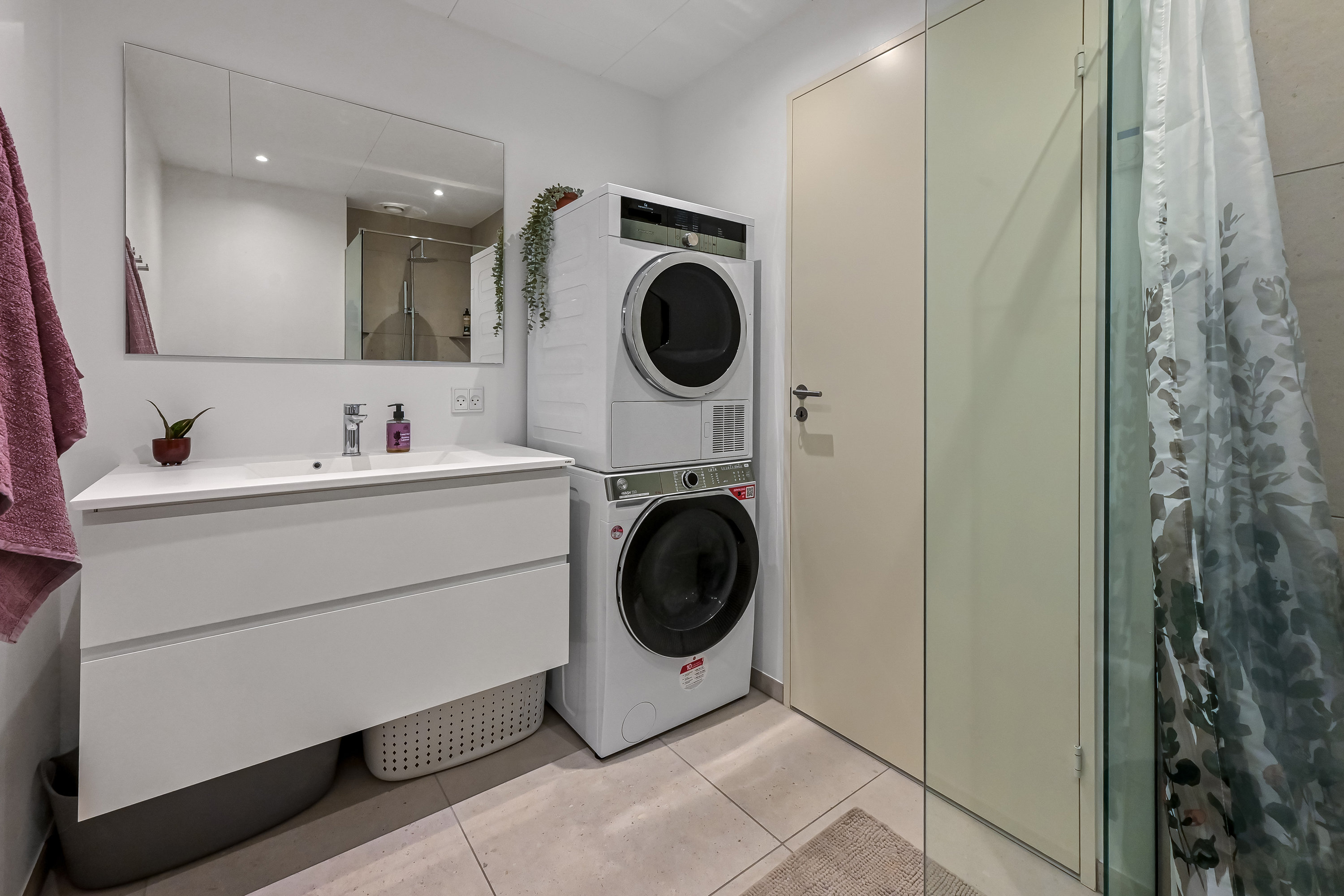 Fremhævet badeværelse billede i fuldskærmstilstand. Billede af Fuglsang Holm 7, st.. tv., Tjørring, 7400 Herning