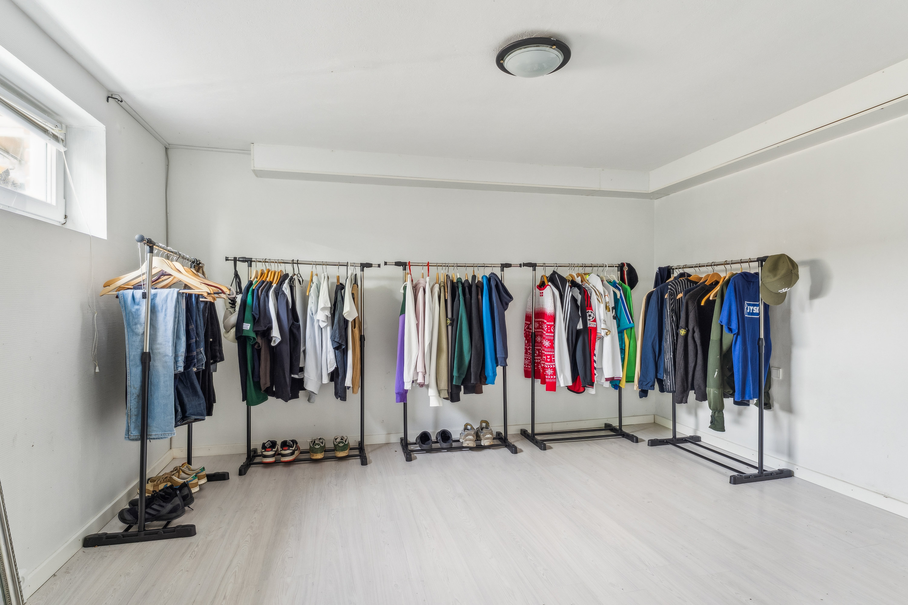 Fremhævet disponibel billede i fuldskærmstilstand. Billede af Kirkevænget 8, 8860 Ulstrup