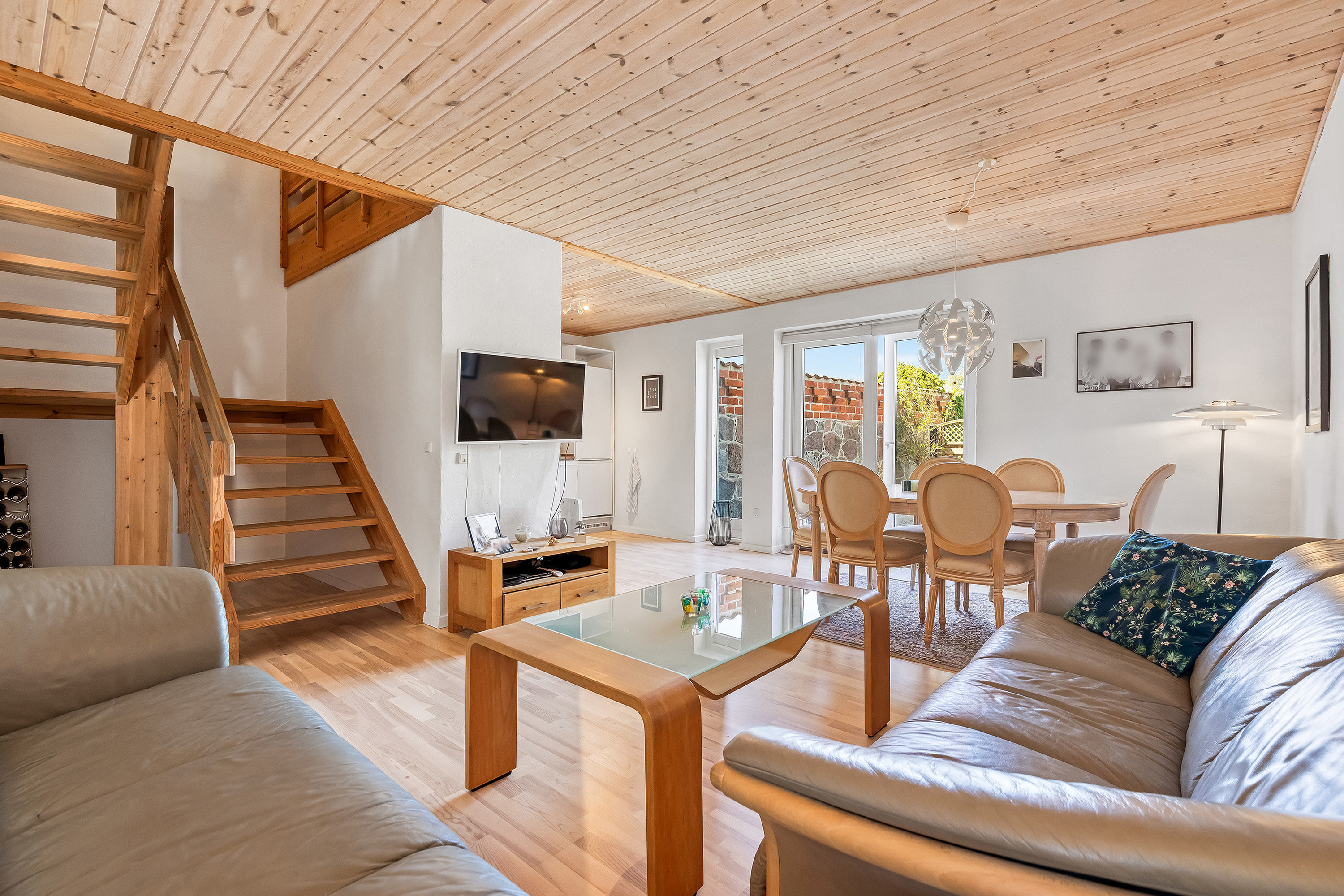 Fremhævet stue billede i fuldskærmstilstand. Billede af Kongensgade 15H, 3550 Slangerup