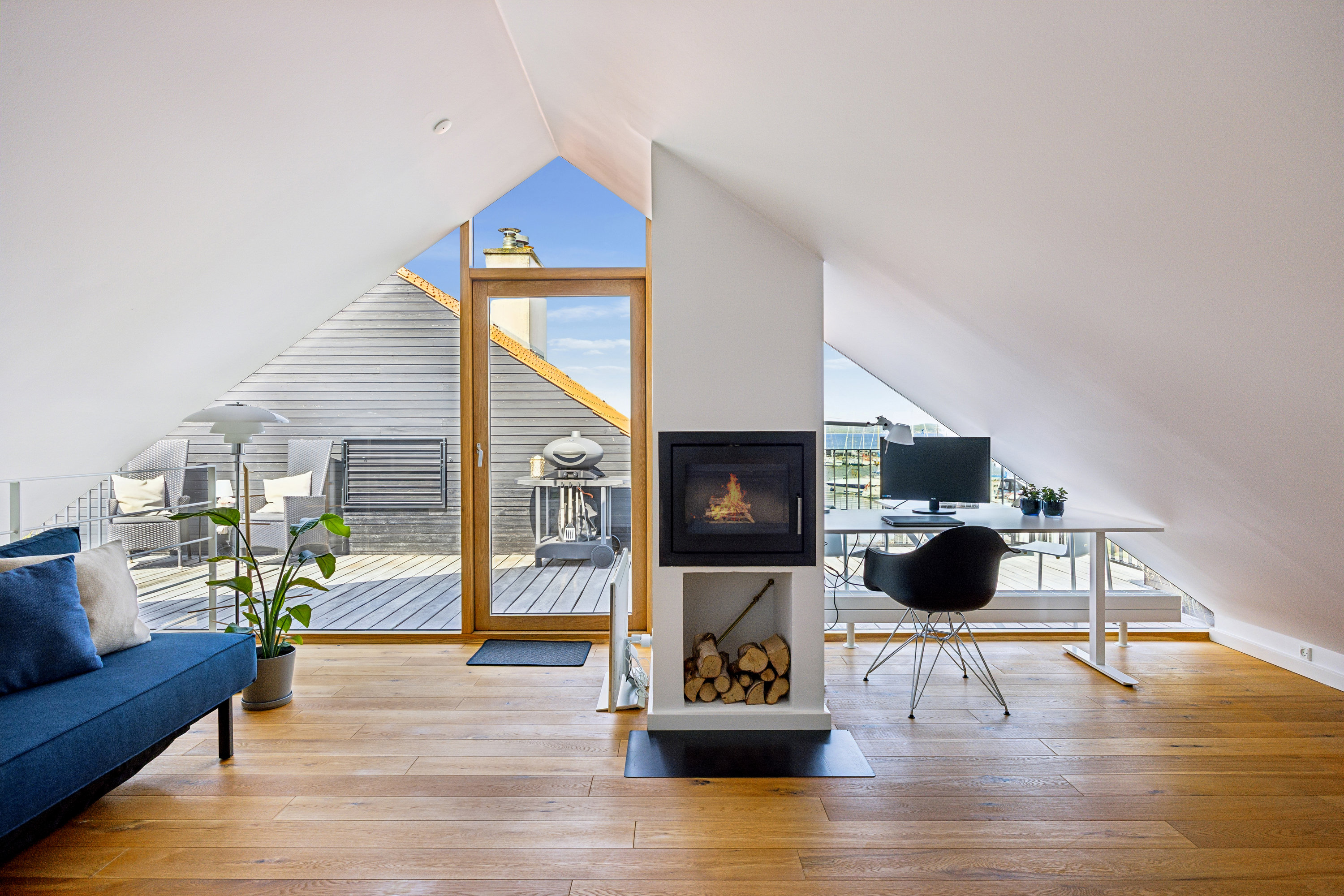 Fremhævet værelse billede i fuldskærmstilstand. Billede af Havnevej 8E, 1., 8400 Ebeltoft