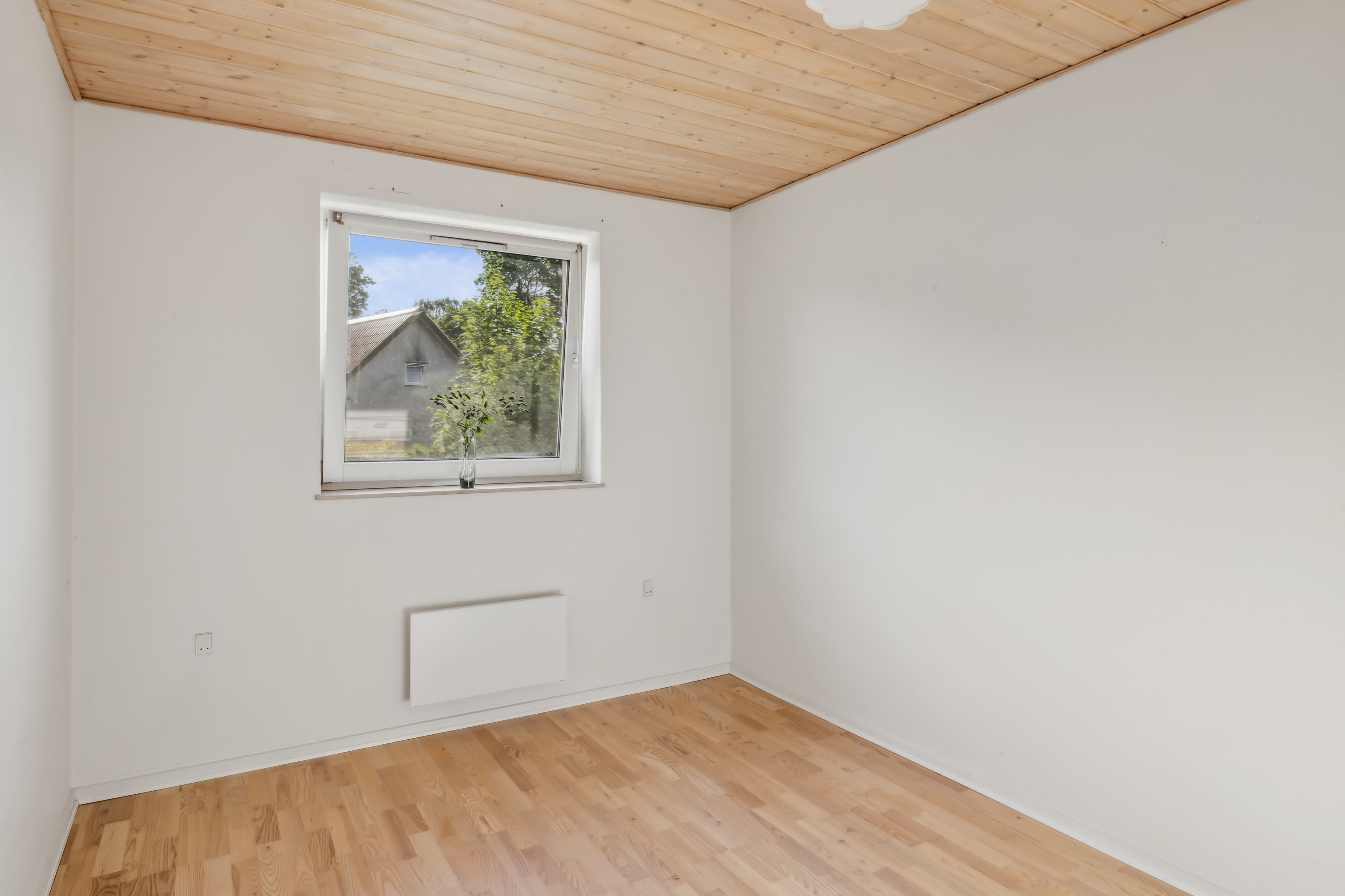 Fremhævet værelse billede i fuldskærmstilstand. Billede af Bygaden 17, Følle, 8410 Rønde