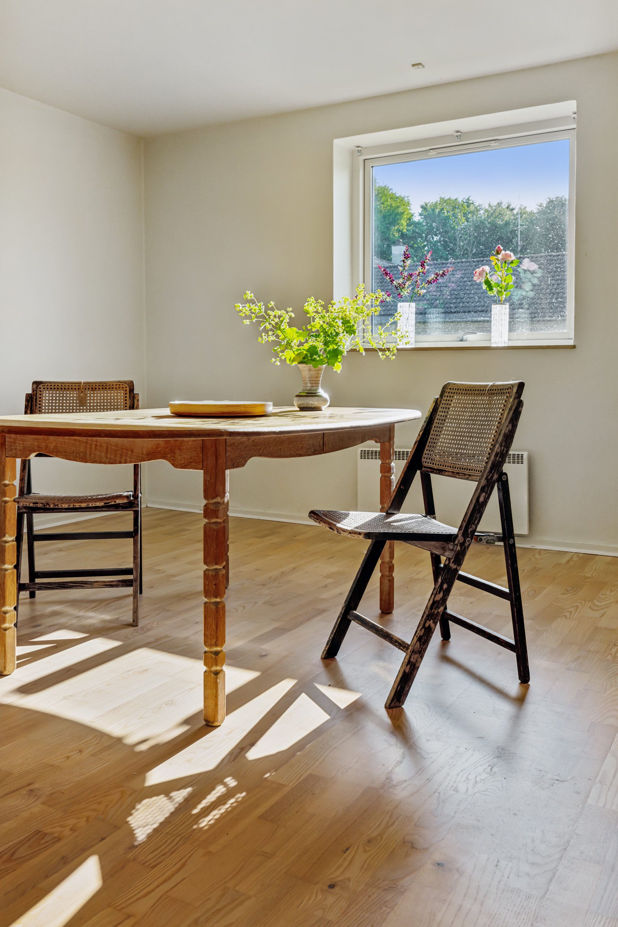 Fremhævet stue billede i fuldskærmstilstand. Billede af Bygaden 17, Følle, 8410 Rønde