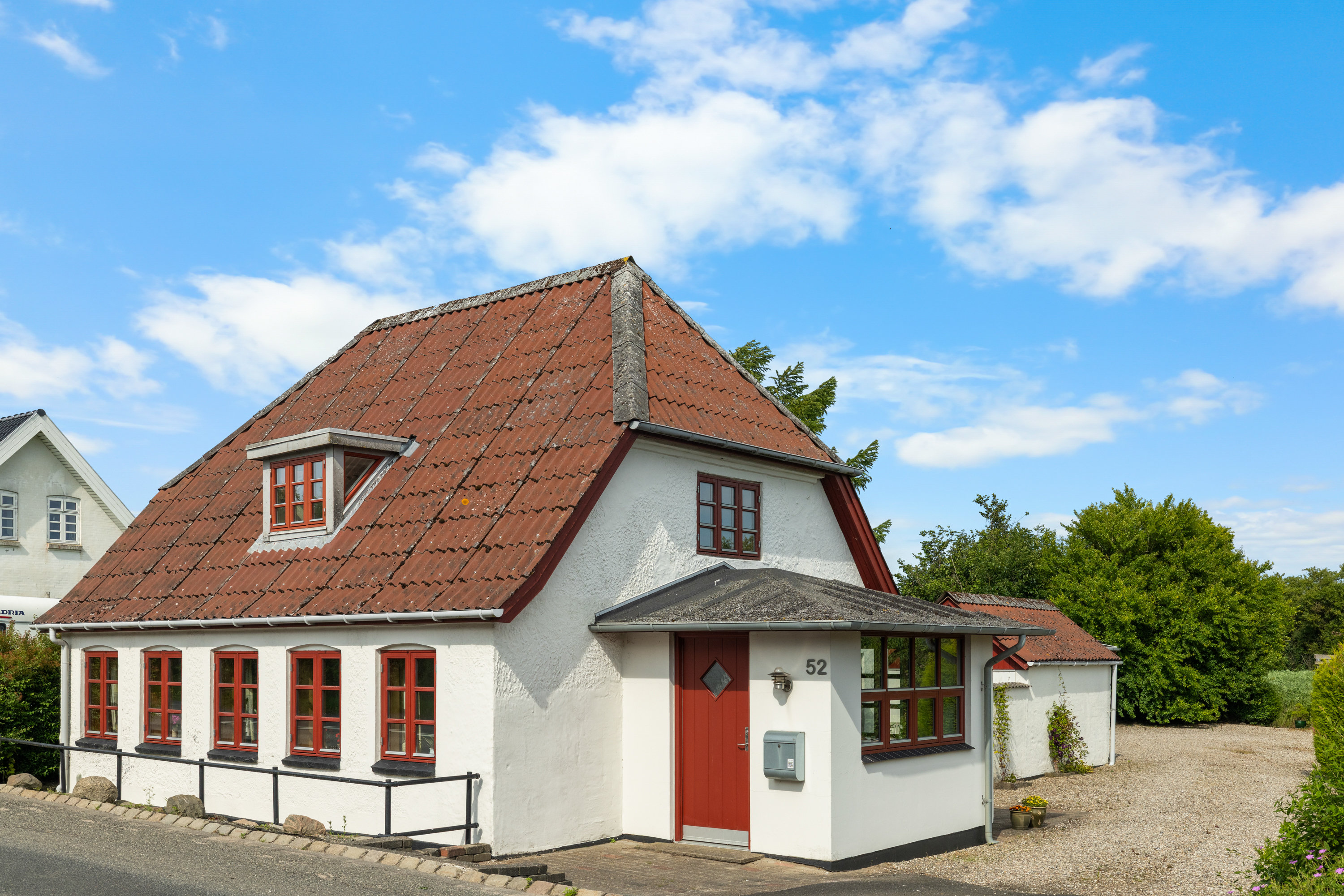Fremhævet facade billede i fuldskærmstilstand. Billede af Højrupvej 52, Højrup, 5750 Ringe