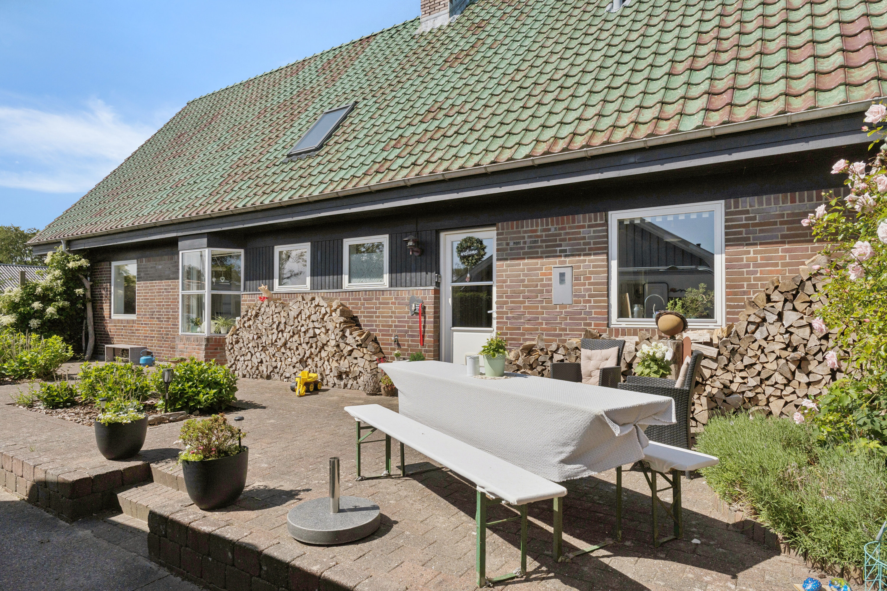 Miniaturebillede 1: udendørs. Billede af Stærevej 6, 9881 Bindslev