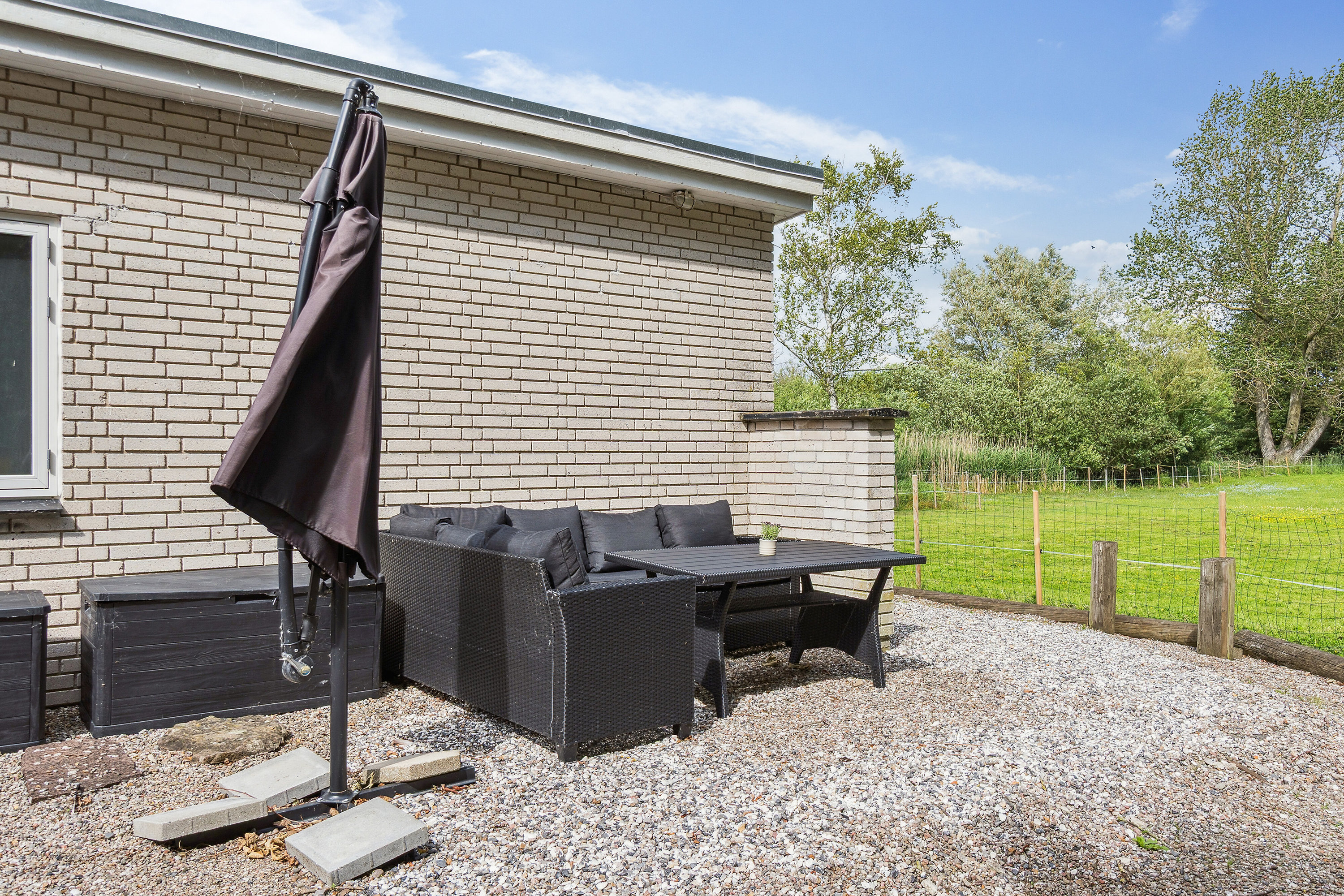 Fremhævet set fra haven billede i fuldskærmstilstand. Billede af Lodagervej 10, Hejninge, 4200 Slagelse