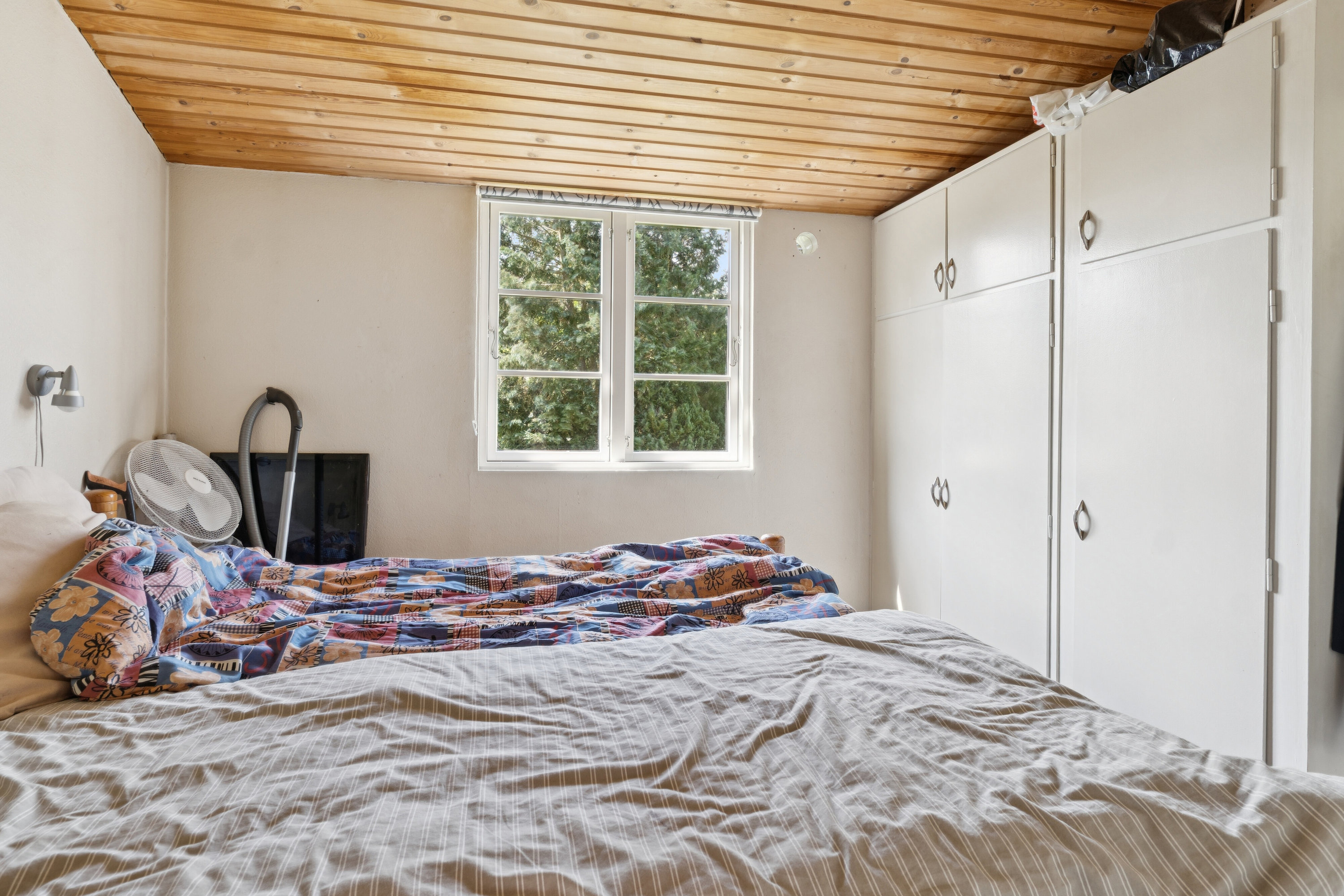 Fremhævet soveværelse billede i fuldskærmstilstand. Billede af Fjordvej 4, Lyndby, 4060 Kirke Såby