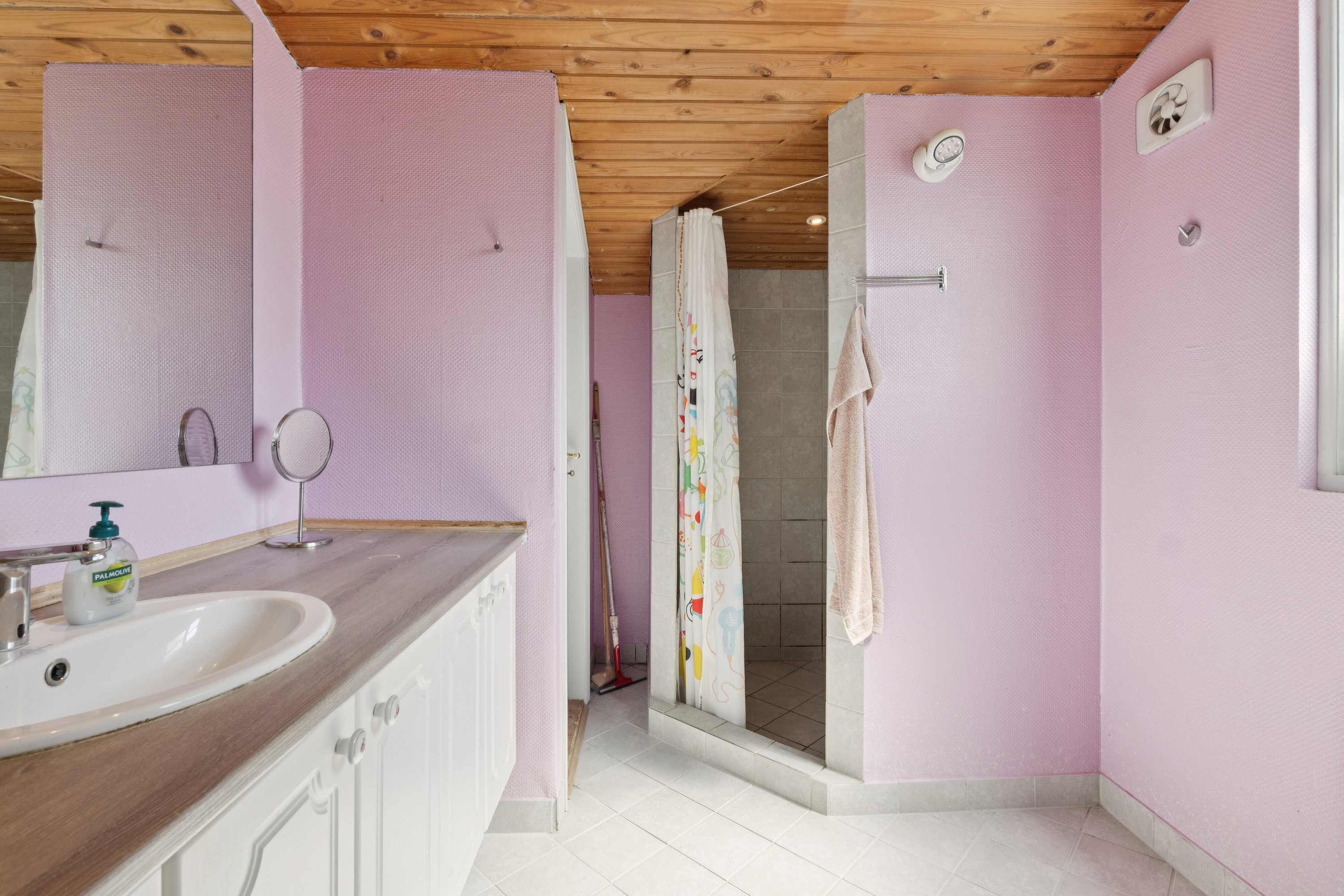 Fremhævet badeværelse billede i fuldskærmstilstand. Billede af Fjordvej 4, Lyndby, 4060 Kirke Såby