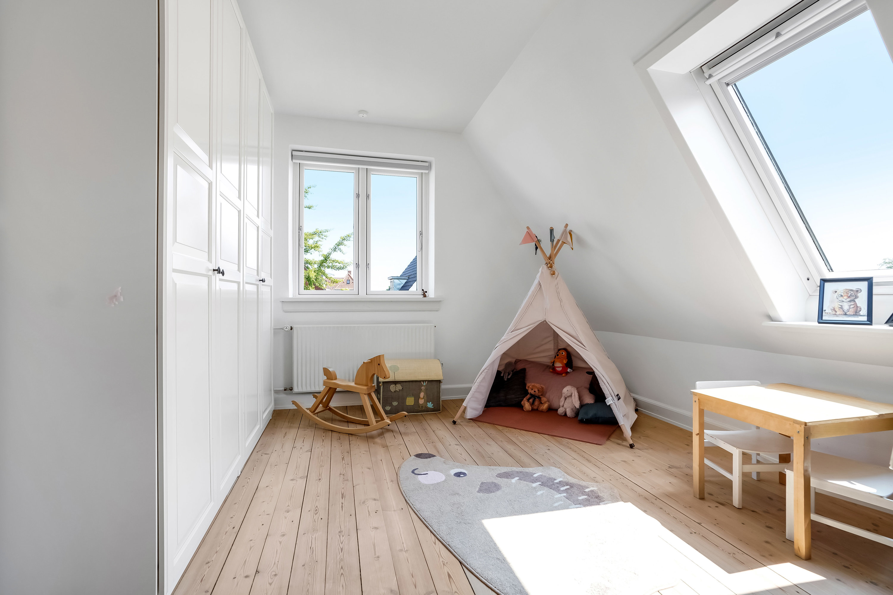 Fremhævet værelse billede i fuldskærmstilstand. Billede af Aarestrupsvej 17, 5230 Odense M