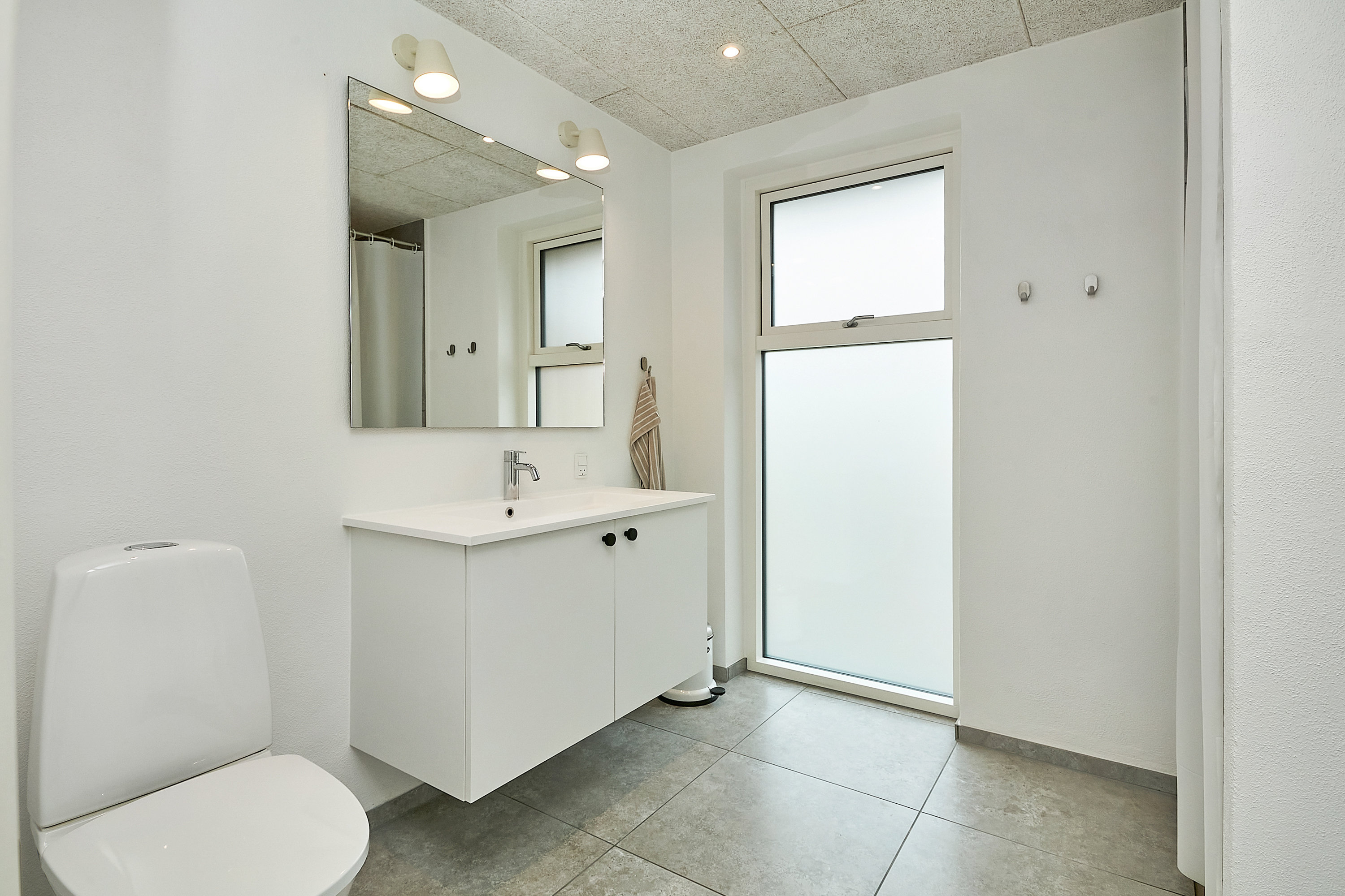 Fremhævet  billede i fuldskærmstilstand. Billede af Lindbjerg Alle 25, 8766 Nørre Snede