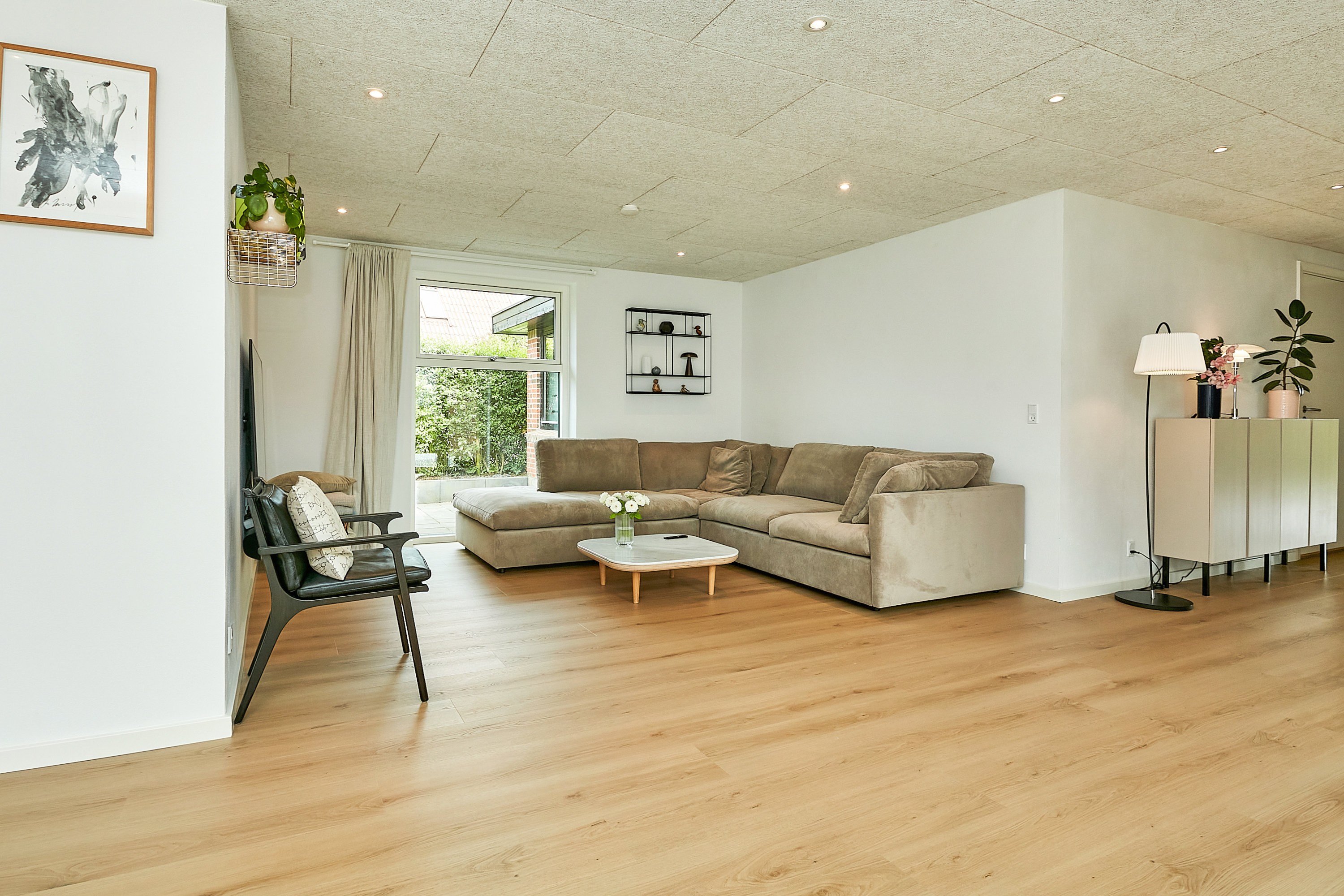 Fremhævet  billede i fuldskærmstilstand. Billede af Lindbjerg Alle 25, 8766 Nørre Snede