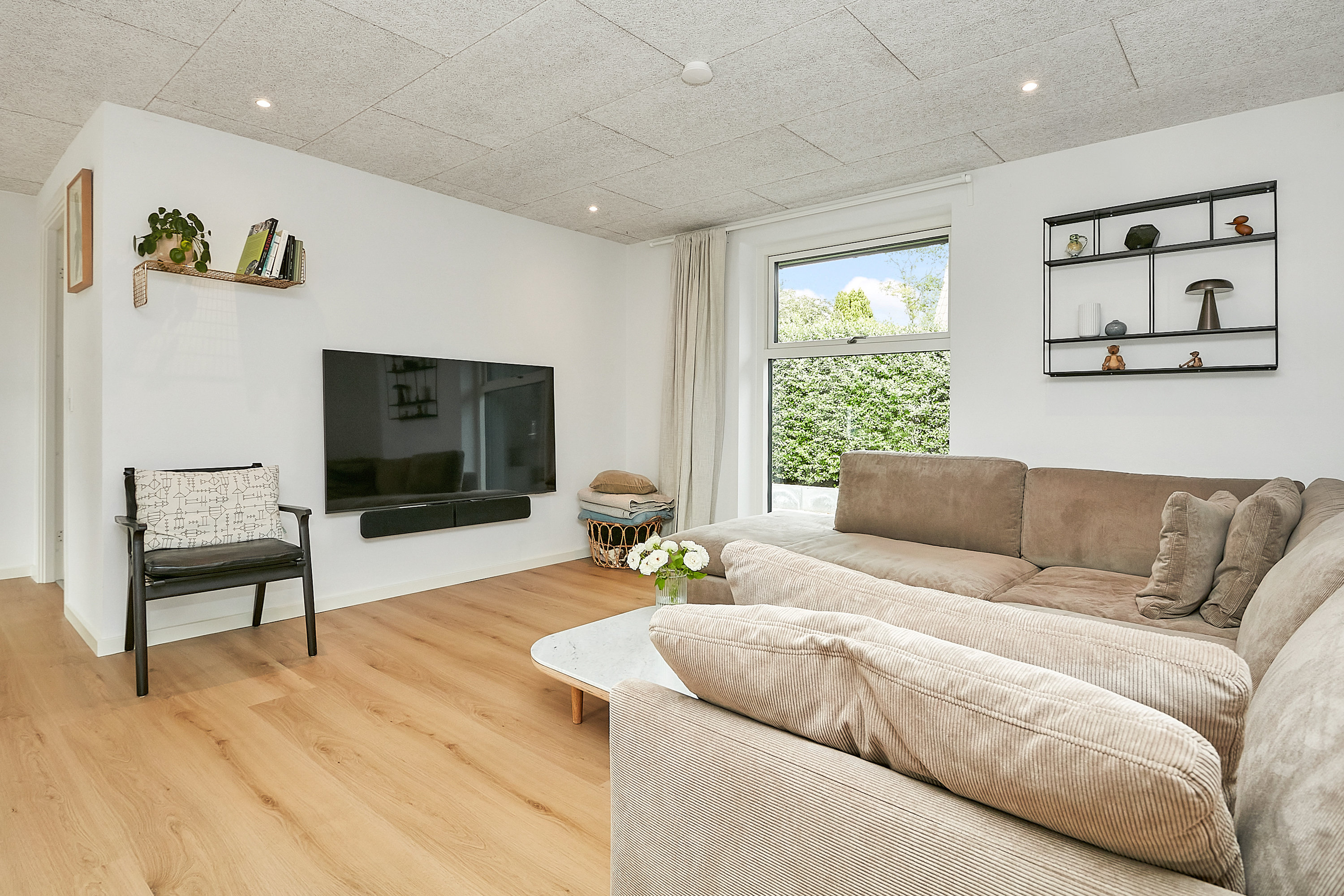 Fremhævet  billede i fuldskærmstilstand. Billede af Lindbjerg Alle 25, 8766 Nørre Snede