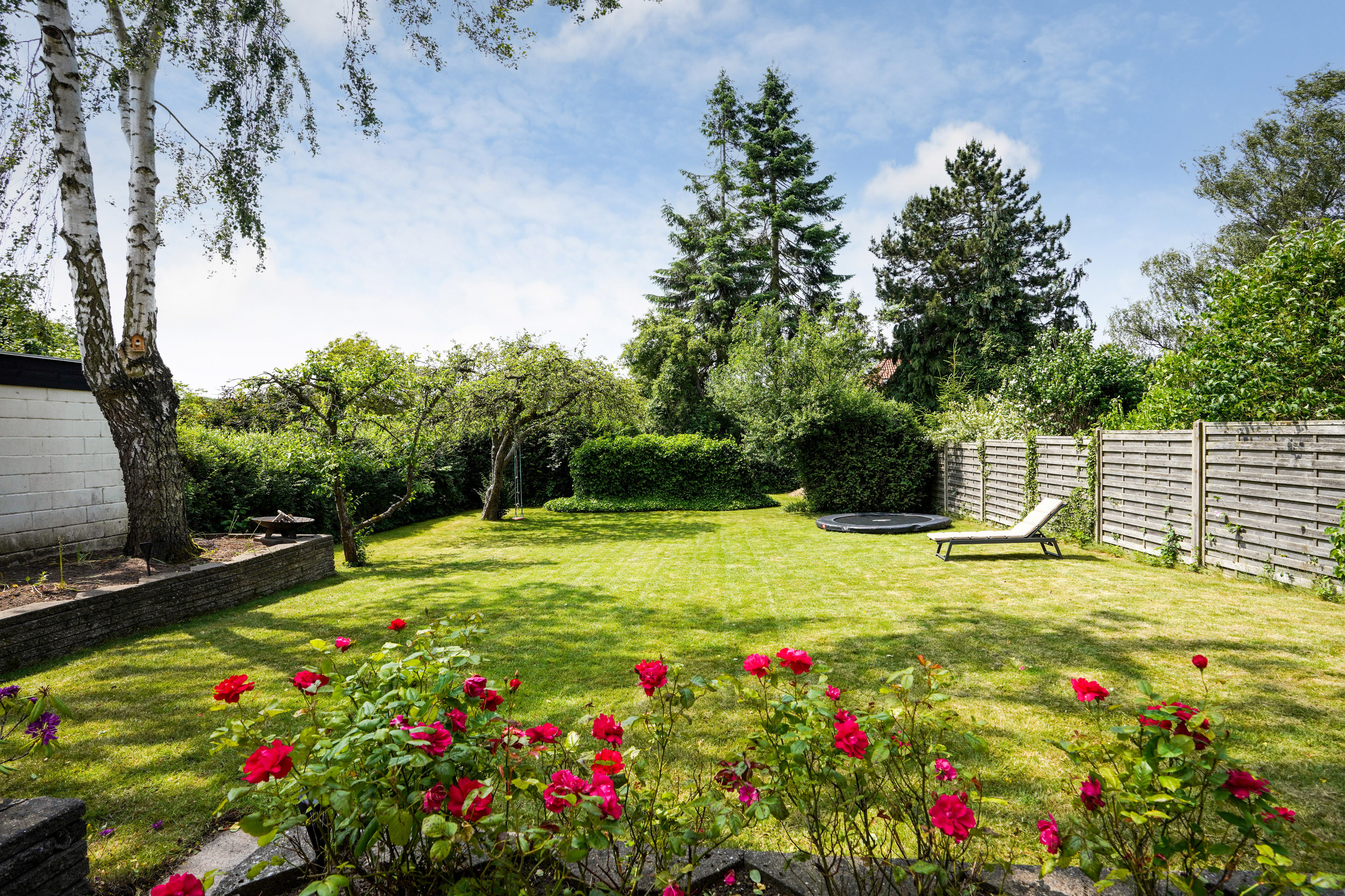 Fremhævet have billede i fuldskærmstilstand. Billede af Aarestrupsvej 17, 5230 Odense M