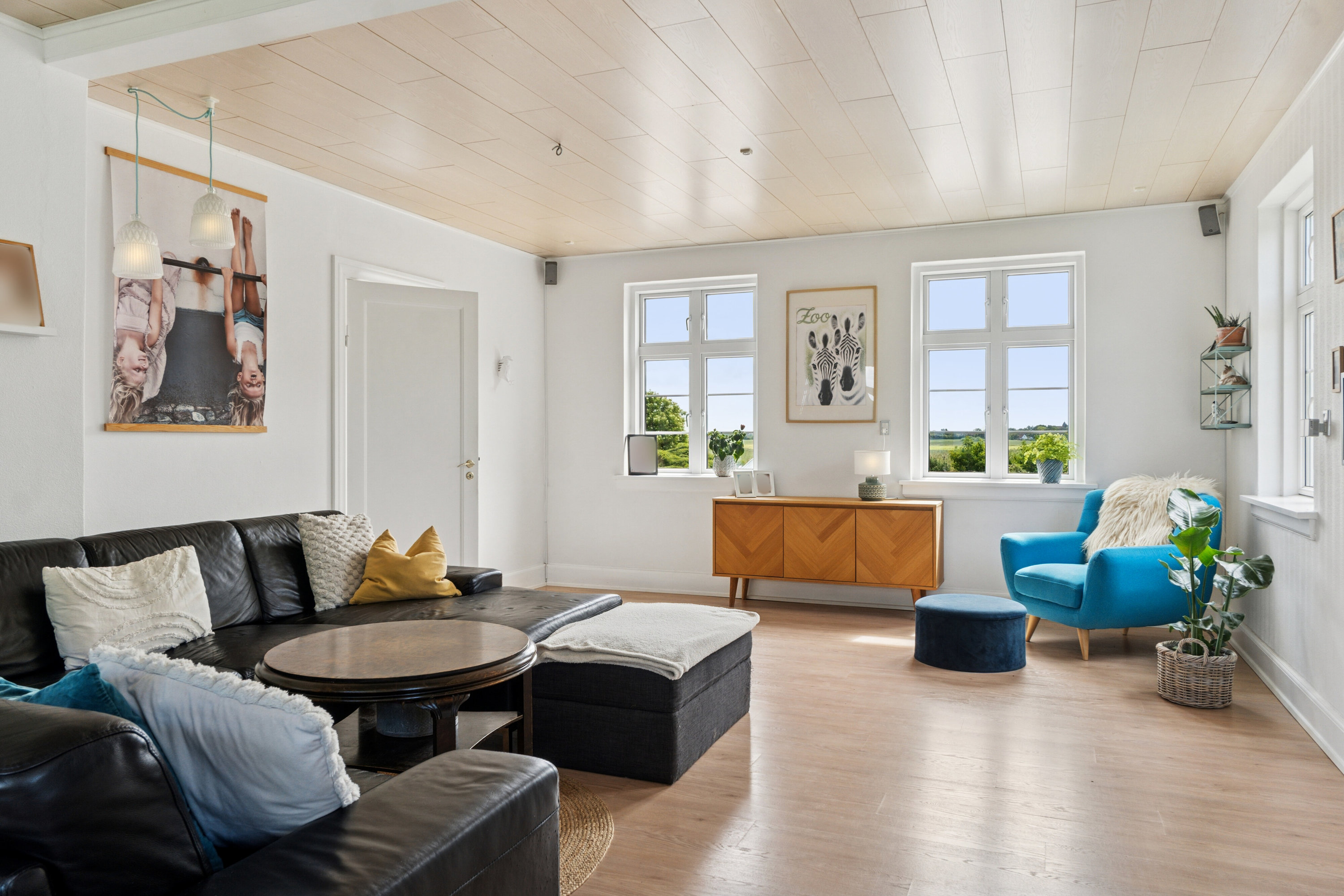 Fremhævet stue billede i fuldskærmstilstand. Billede af Svinøvestervej 30, 4750 Lundby