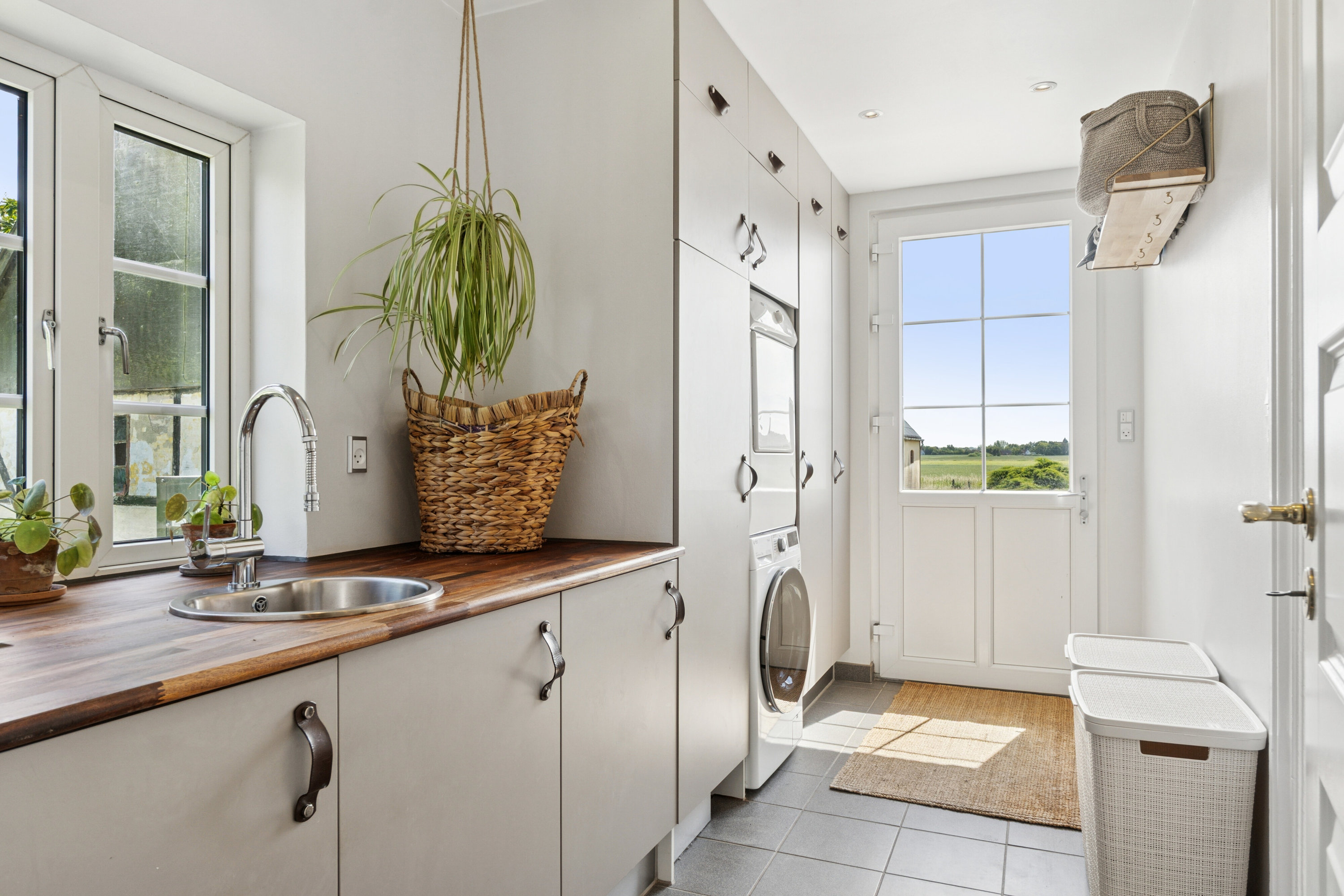 Fremhævet køkken billede i fuldskærmstilstand. Billede af Svinøvestervej 30, 4750 Lundby