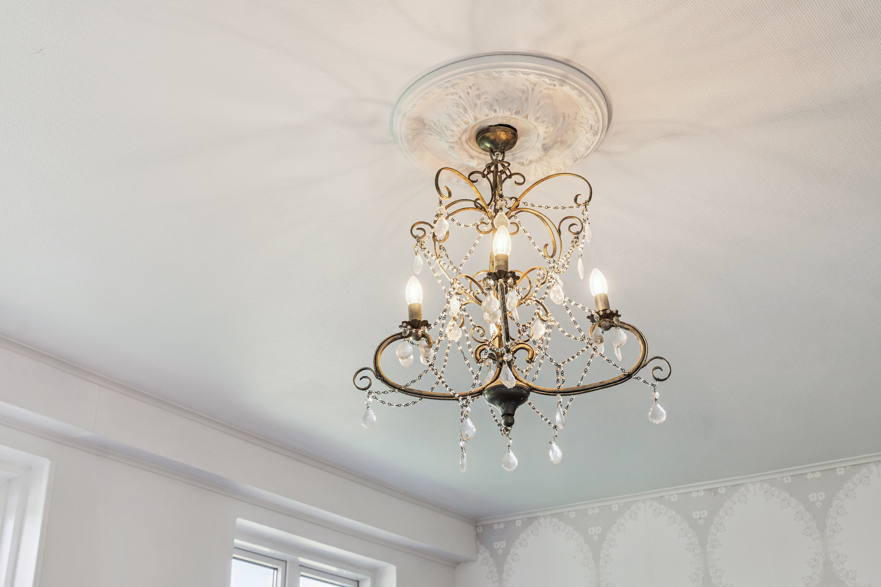 Fremhævet indendørs billede i fuldskærmstilstand. Billede af Svinøvestervej 30, 4750 Lundby