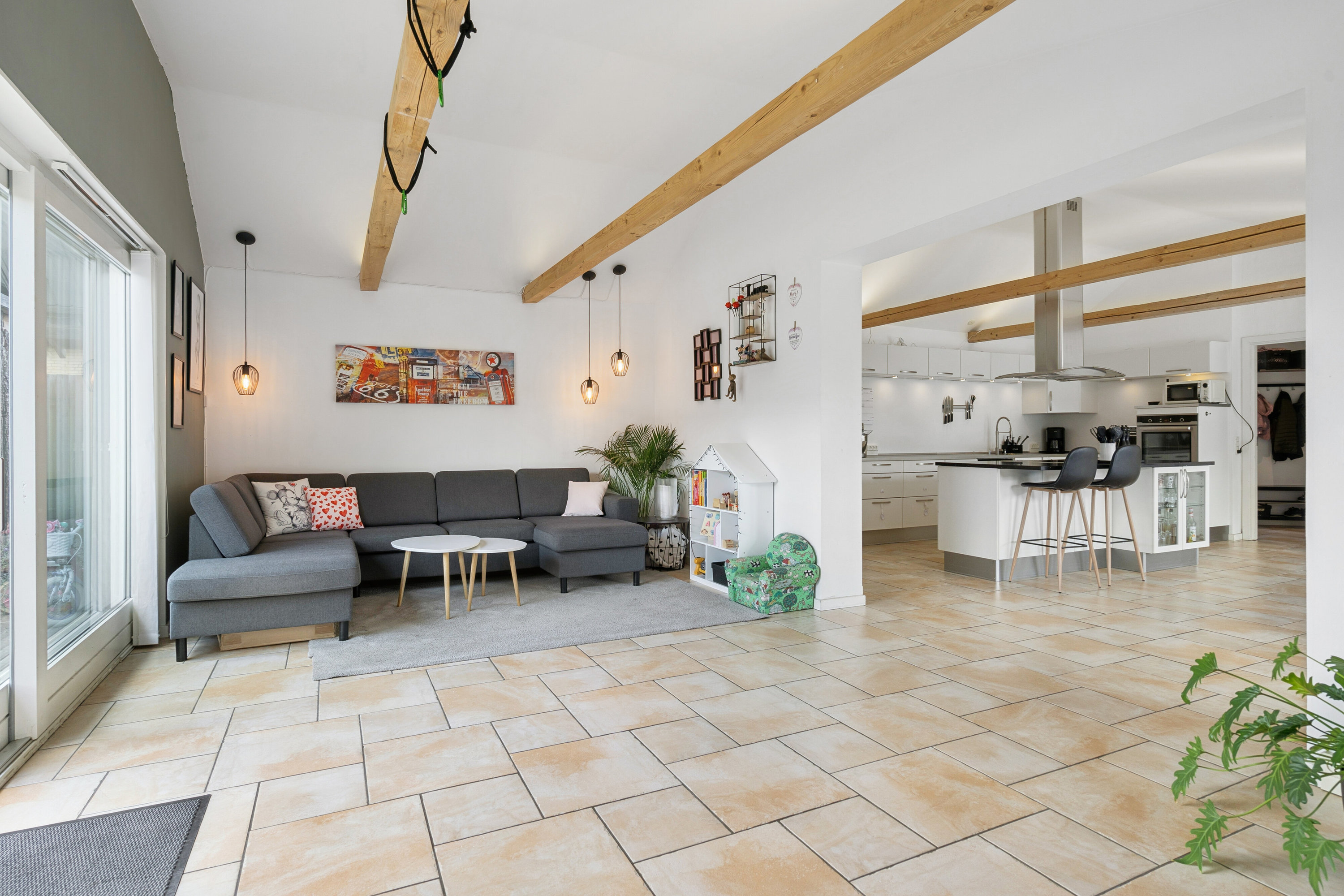 Fremhævet stue billede i fuldskærmstilstand. Billede af Islandsgade 4, 4690 Haslev