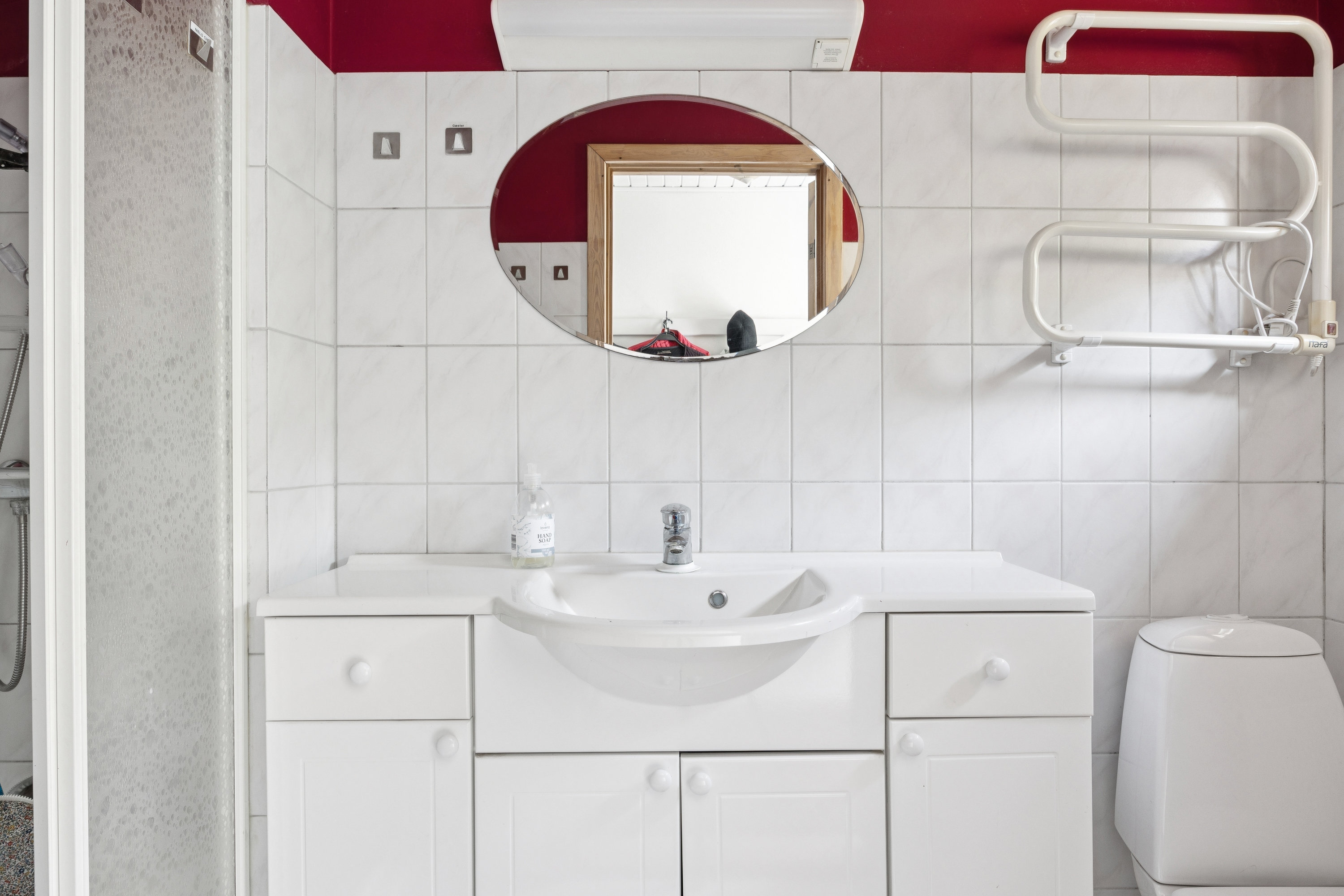 Fremhævet badeværelse billede i fuldskærmstilstand. Billede af Nørregade 14, 4660 Store Heddinge