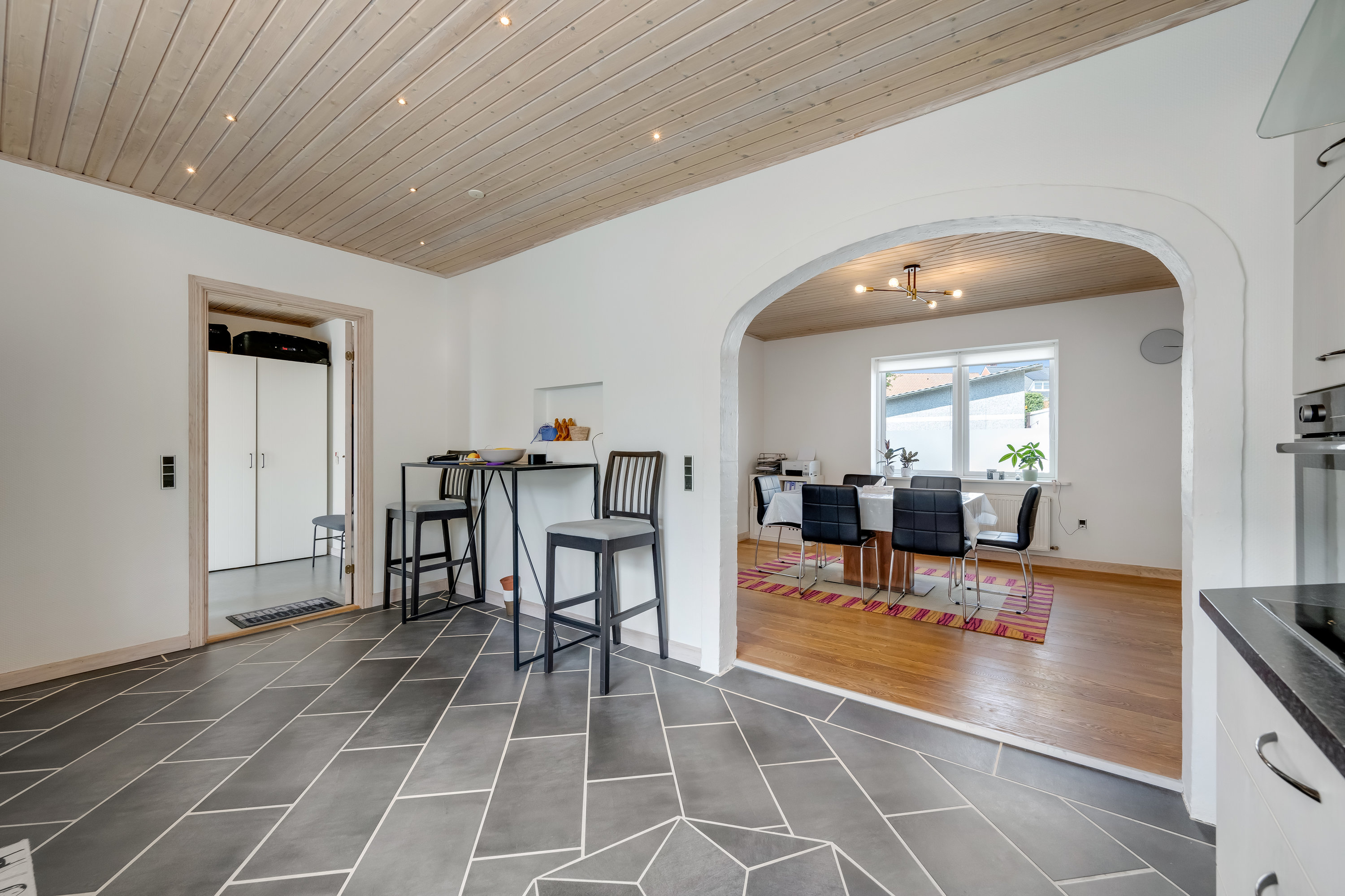 Fremhævet køkken billede i fuldskærmstilstand. Billede af Gl Kongevej 23, 6920 Videbæk