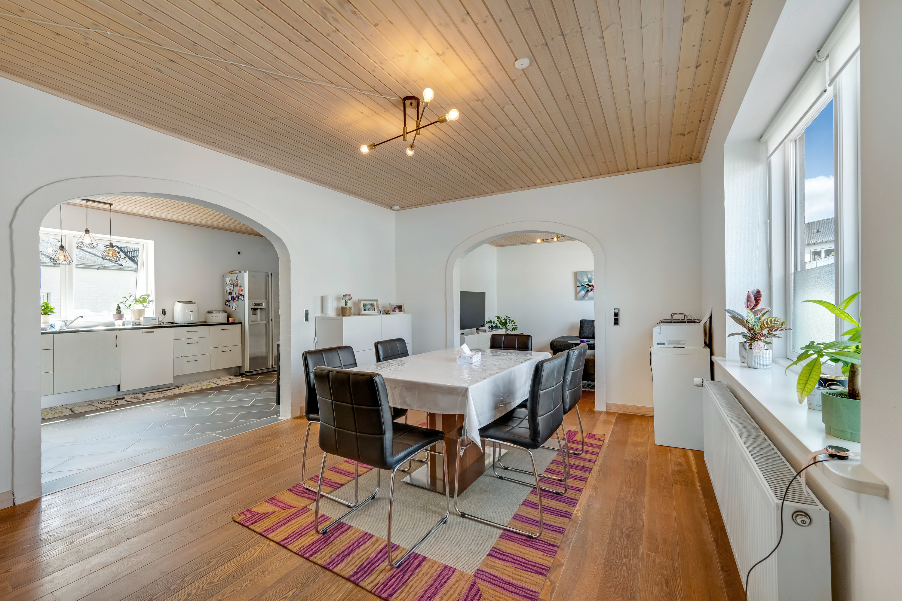 Fremhævet stue billede i fuldskærmstilstand. Billede af Gl Kongevej 23, 6920 Videbæk