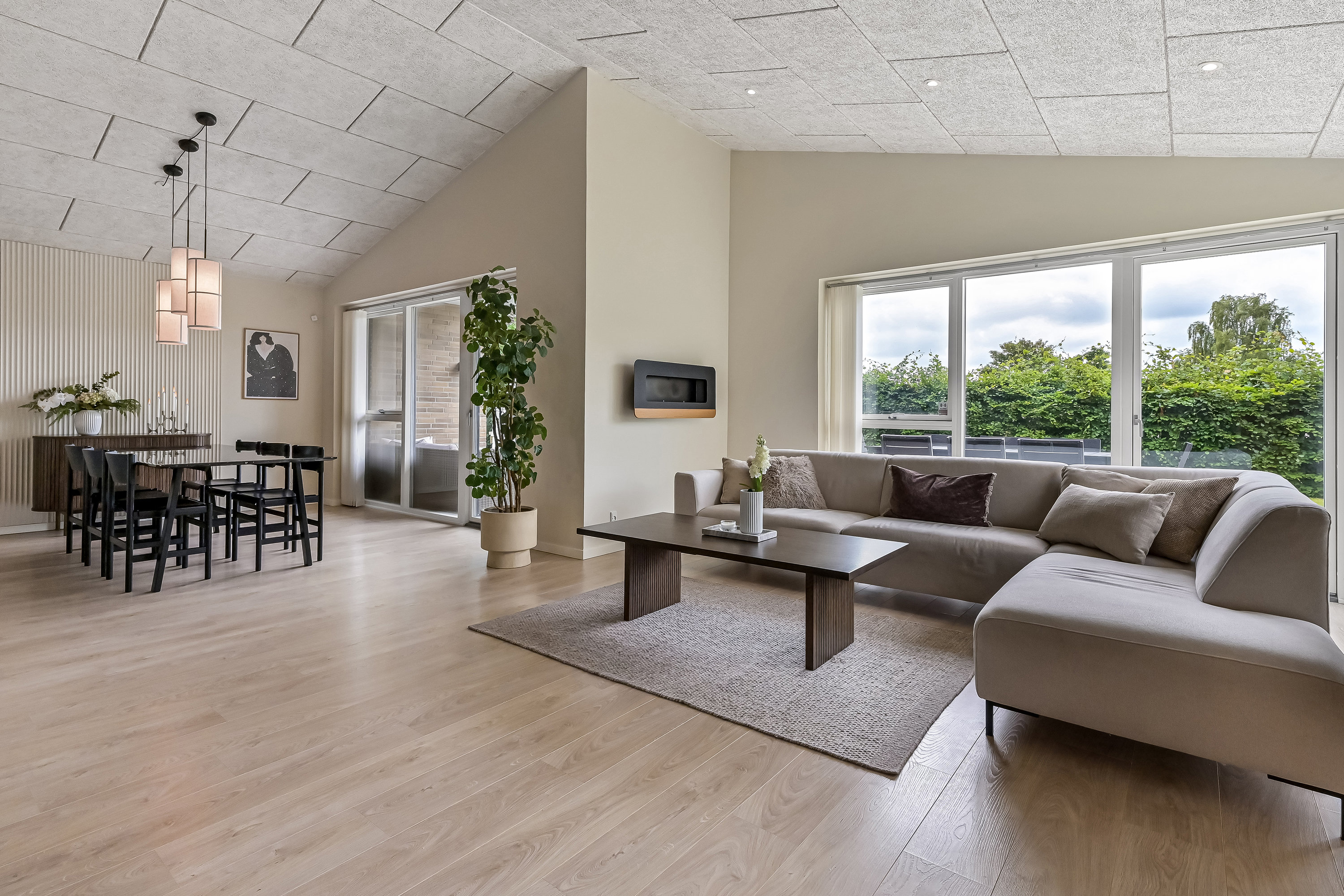 Miniaturebillede 2: stue. Billede af Gødstrupvænget 16, Snejbjerg, 7400 Herning