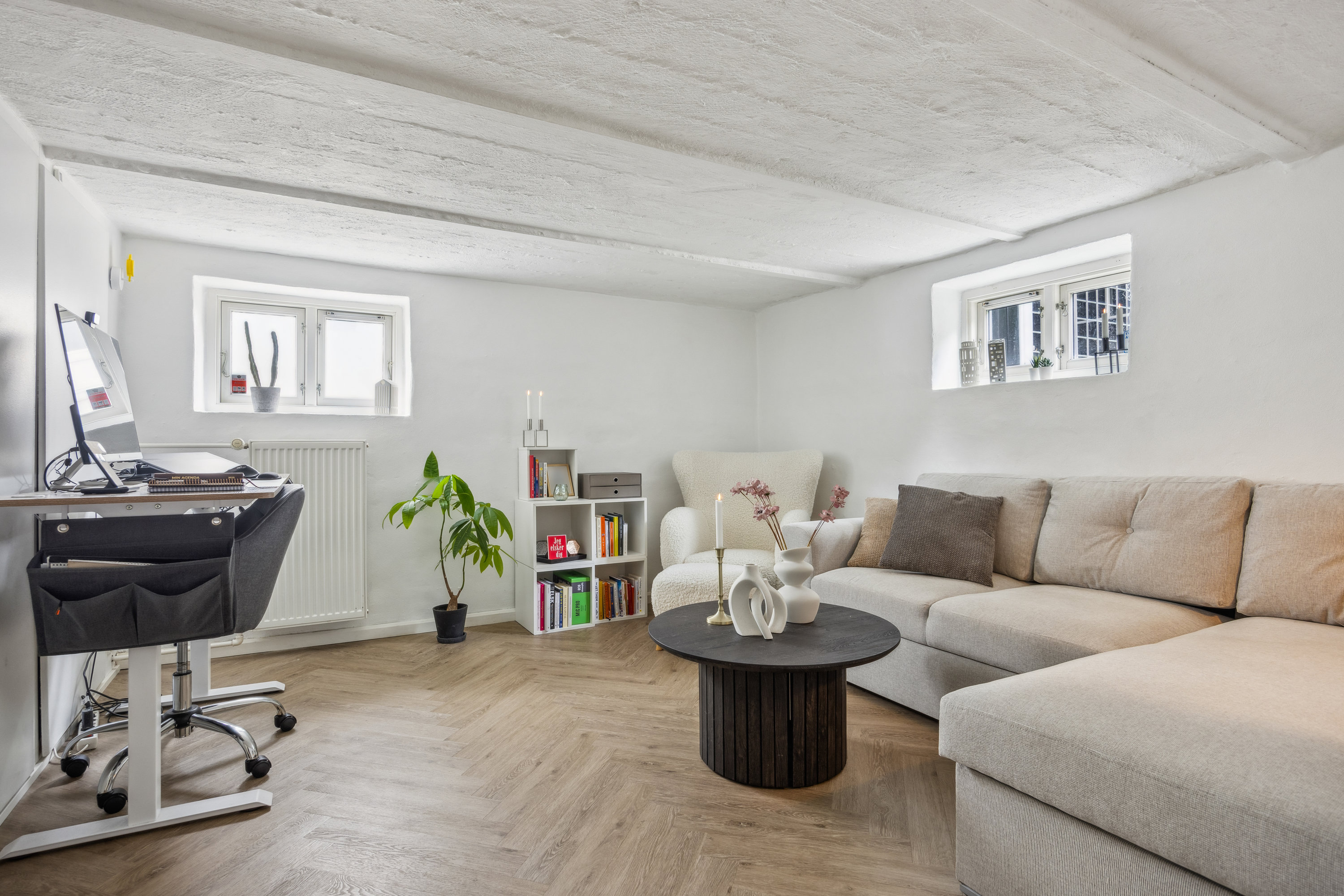 Fremhævet stue billede i fuldskærmstilstand. Billede af Niels Lykkes Gade 16, 9400 Nørresundby