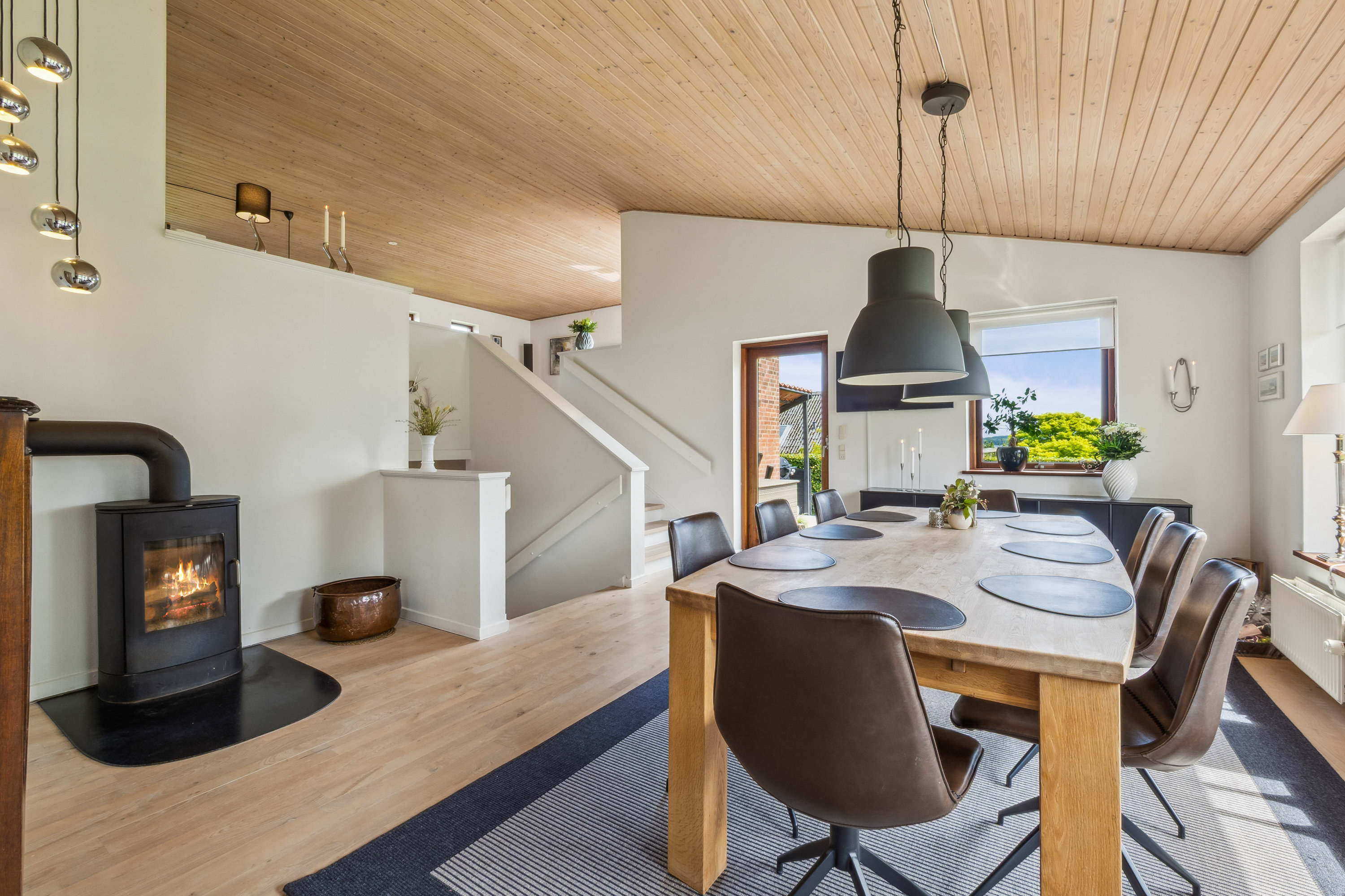 Fremhævet stue billede i fuldskærmstilstand. Billede af Lyngbjergvej 15, Faarup, 7900 Nykøbing M