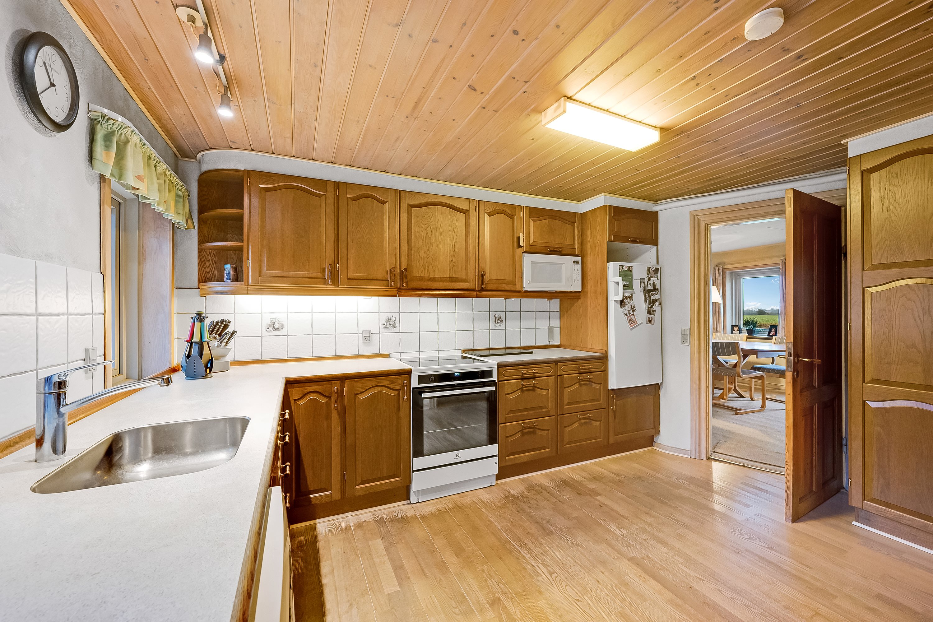 Fremhævet køkken billede i fuldskærmstilstand. Billede af Tylvadvej 20, Finderup, 6900 Skjern