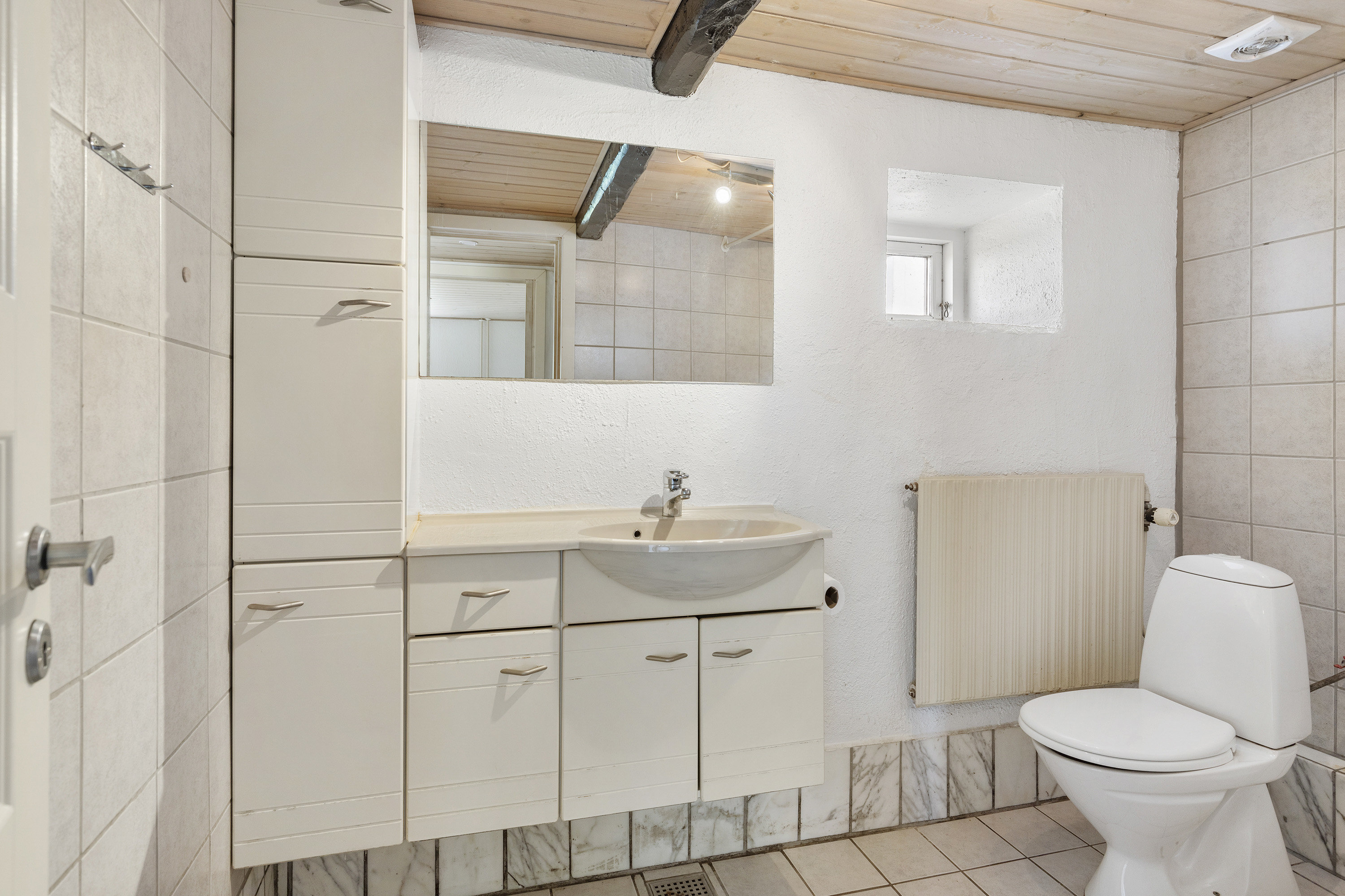 Fremhævet badeværelse billede i fuldskærmstilstand. Billede af Korsholmvej 260, Vesterbølle, 9631 Gedsted